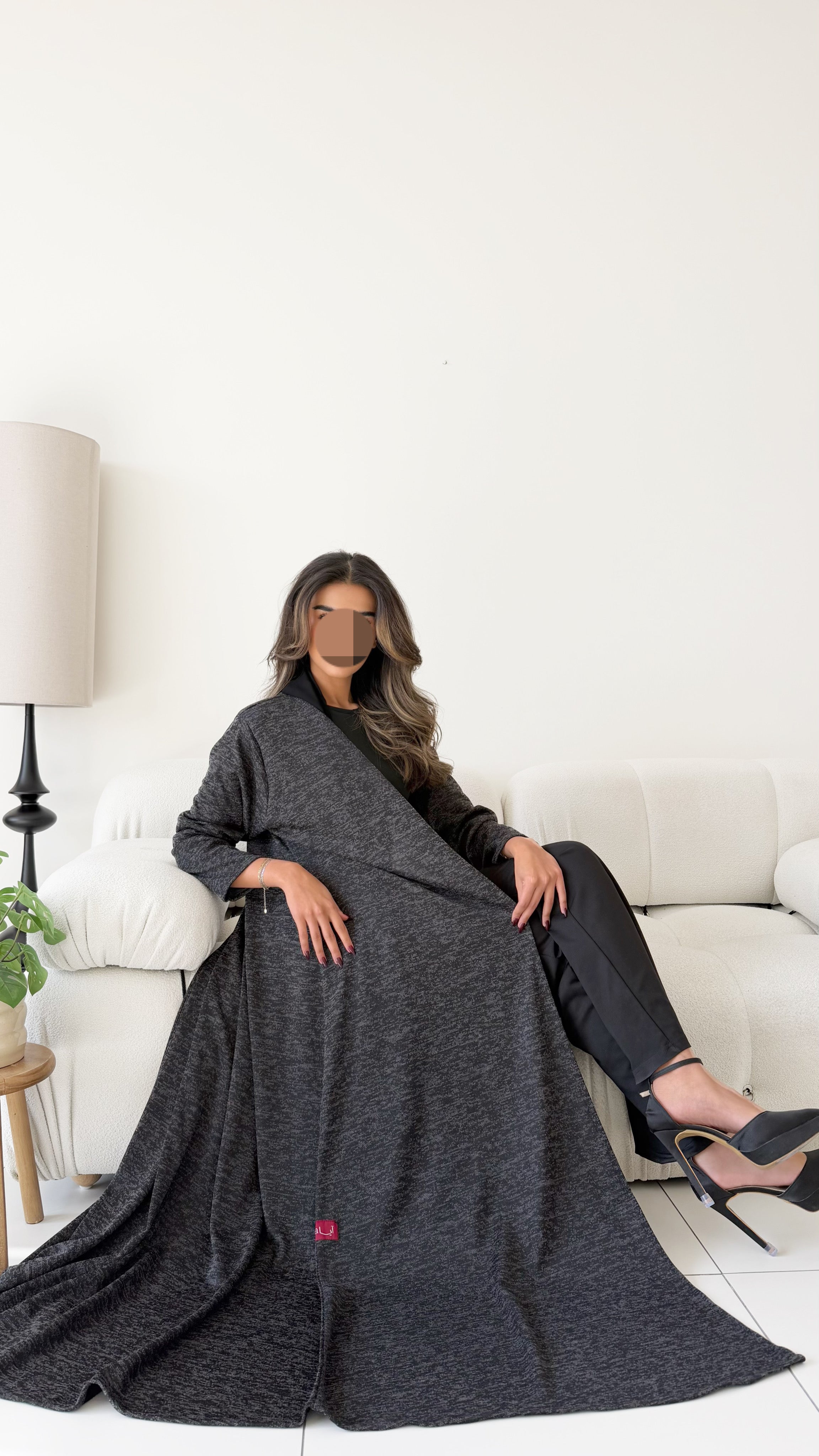 MW645 - Light Crepe Standing with Jacquard Half-Cloche