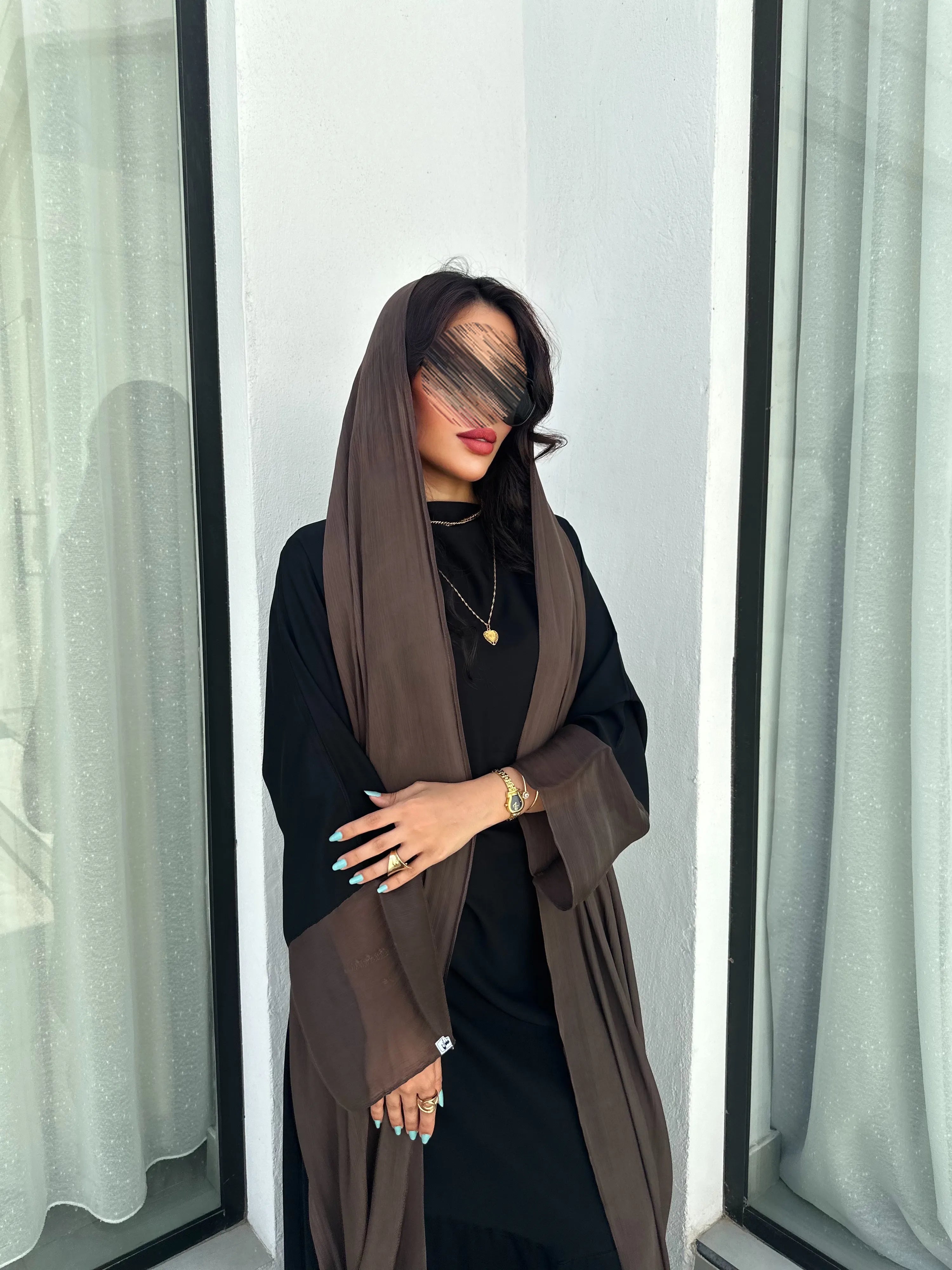 MWT4388 - عباية بلاك بيري وأوليفر بني - Aya