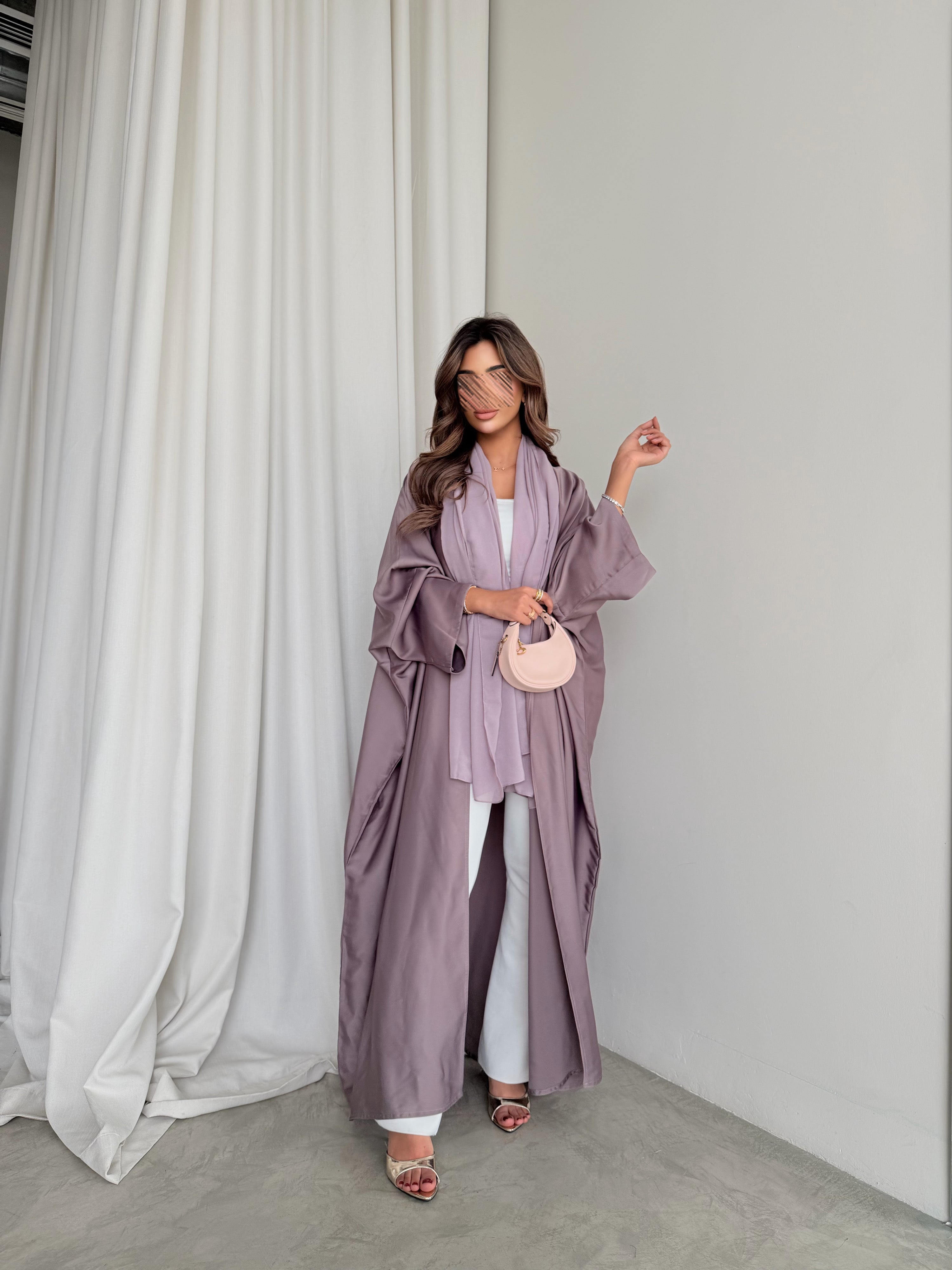 MWT5014 - قماش حرير عنابي فاتح قصة نص كلوش - Aya