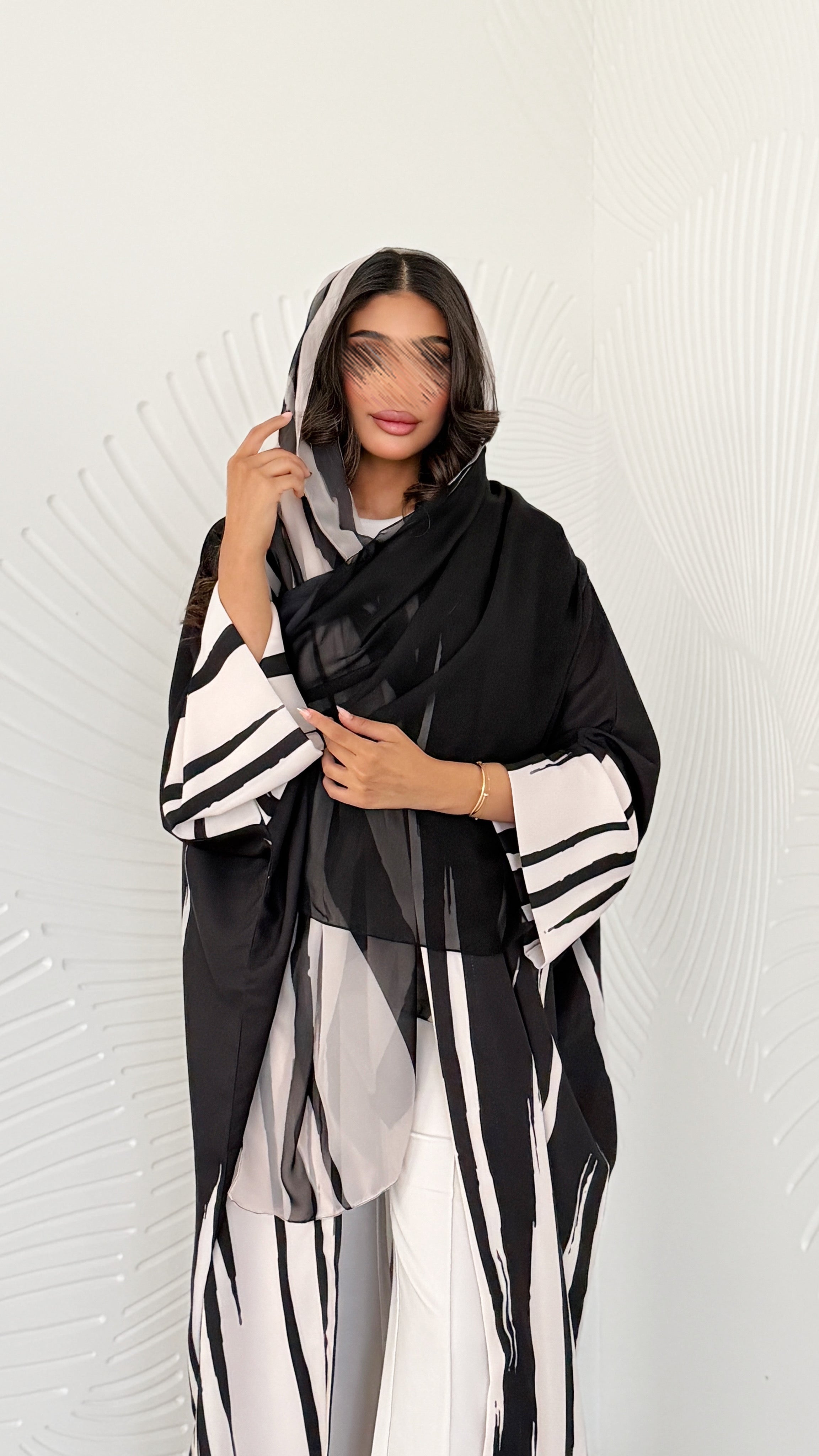 MWT1211 - عباية مخطط |striped abaya