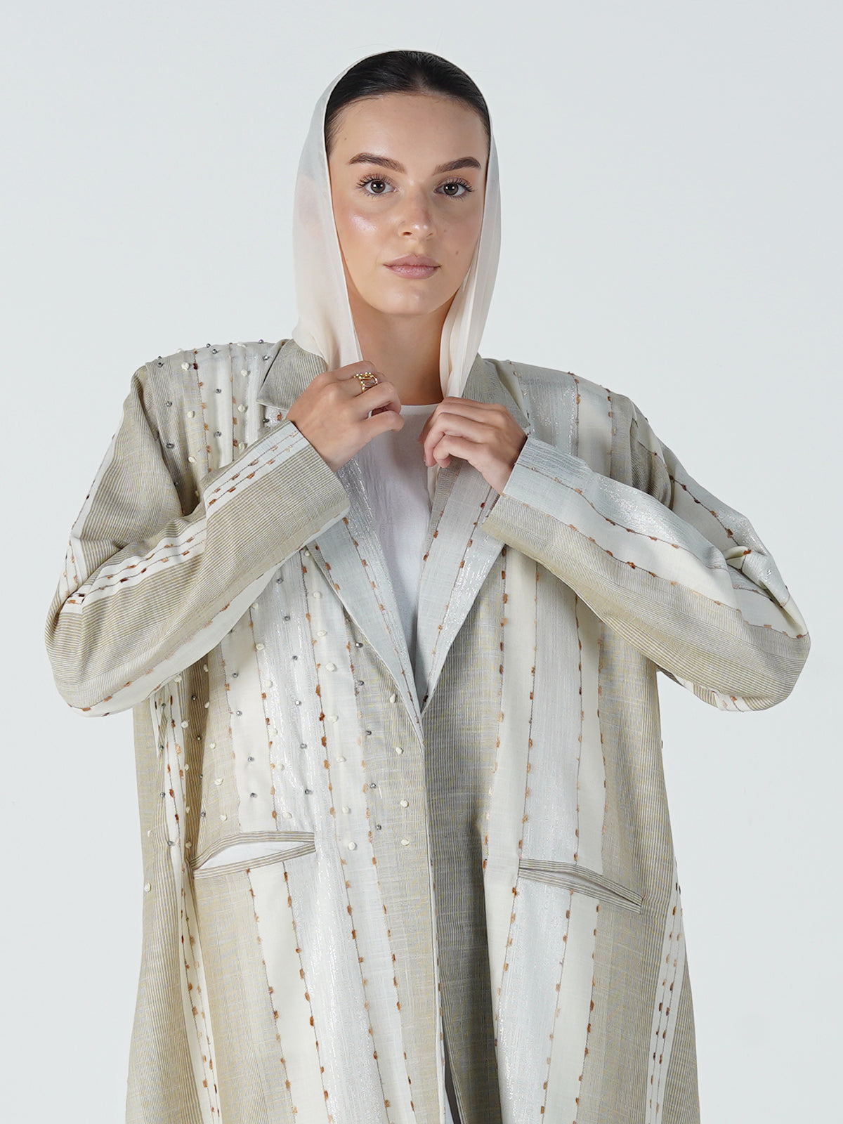 MW645 - Light Crepe Standing with Jacquard Half-Cloche