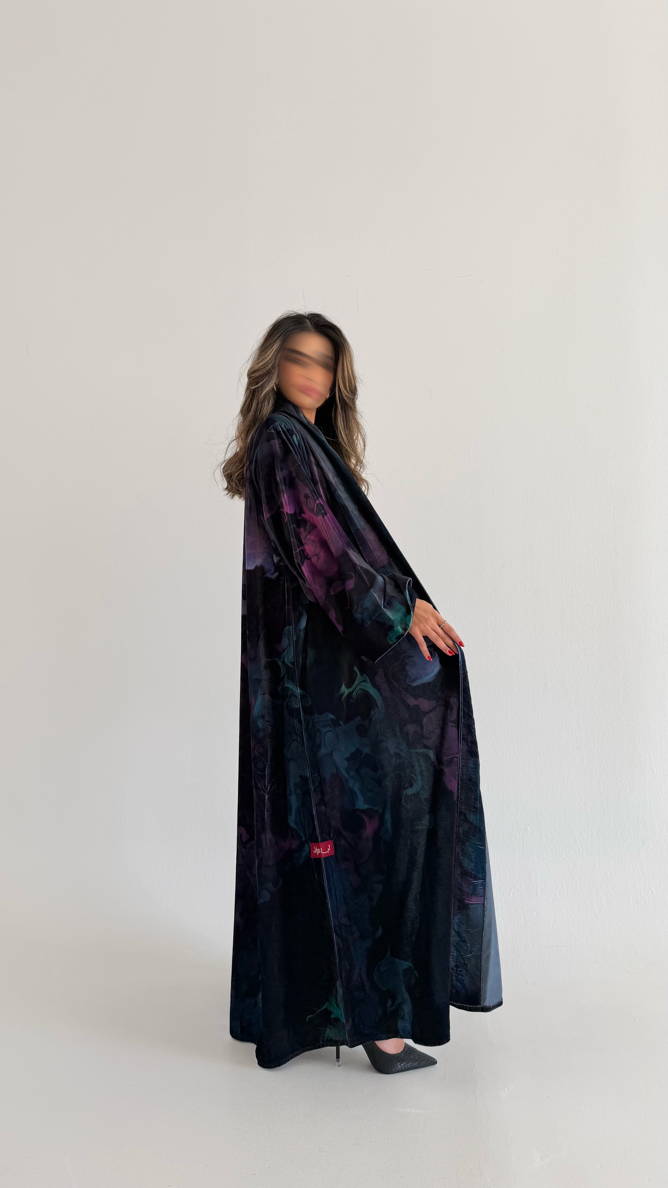 MW645 - Light Crepe Standing with Jacquard Half-Cloche