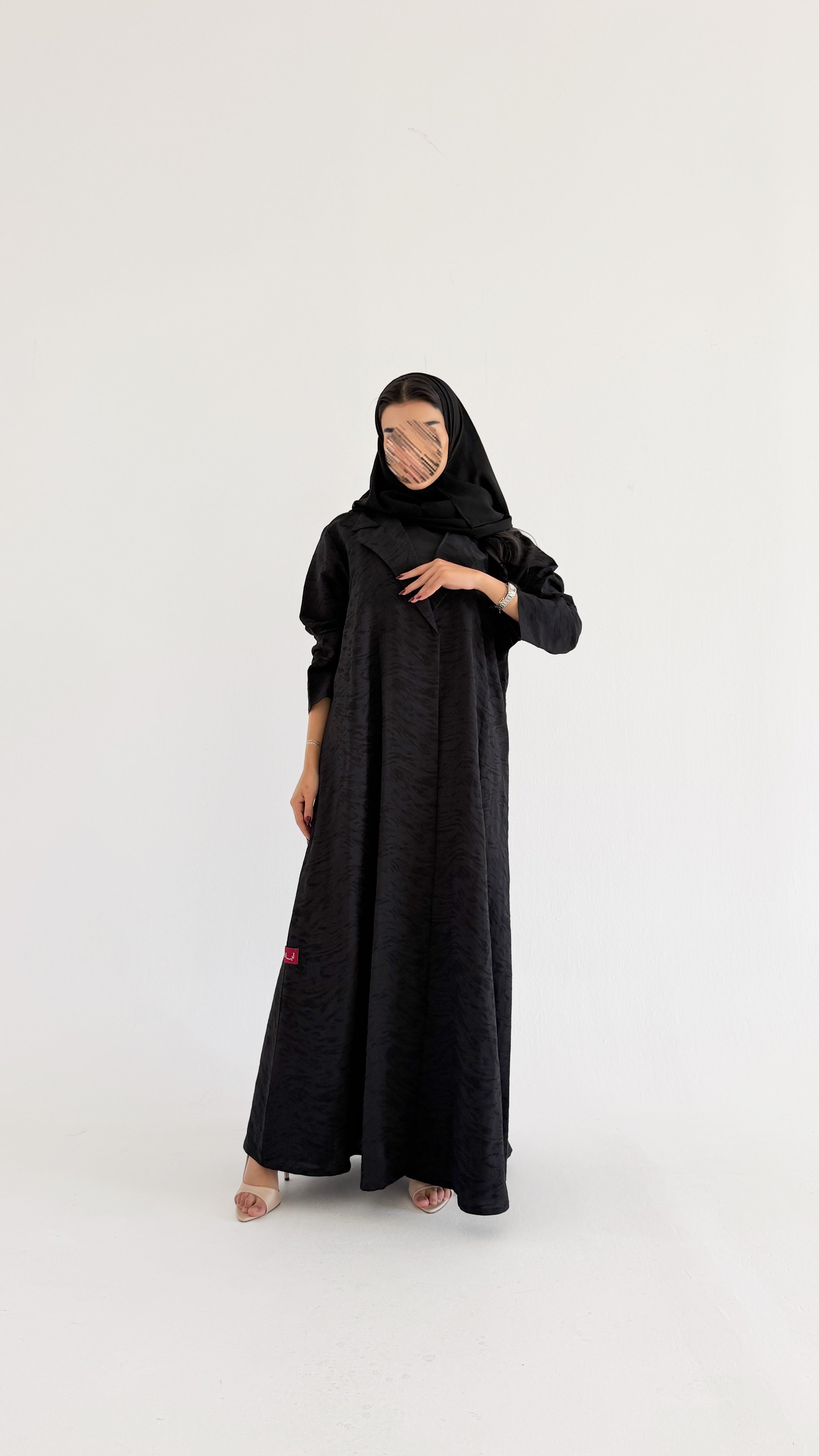 MW2085 - عباية جاكار أنيقة بقصّة بليزر عصرية - Aya