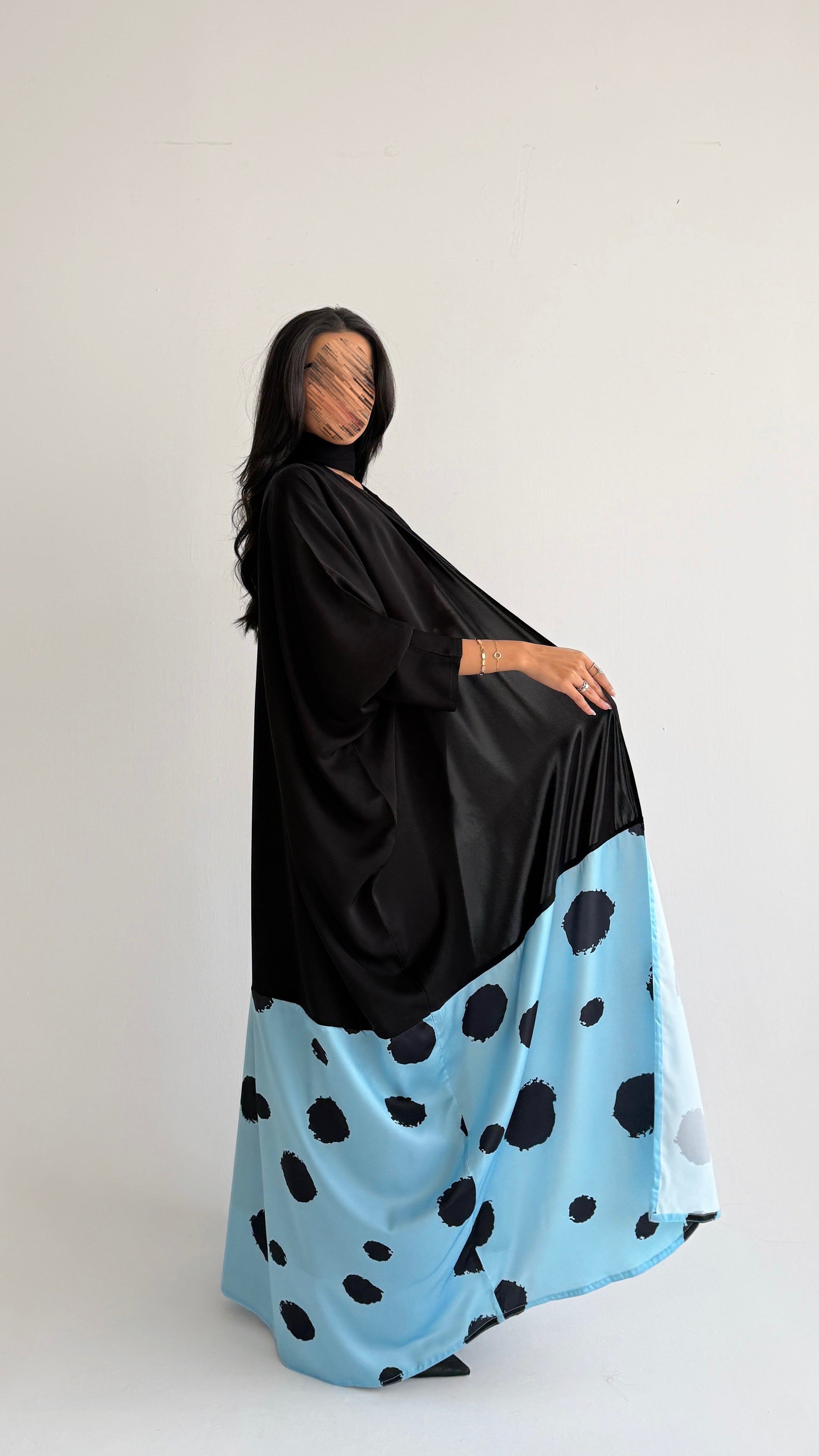 MWT2150 - Black crepe abaya with printed crepe