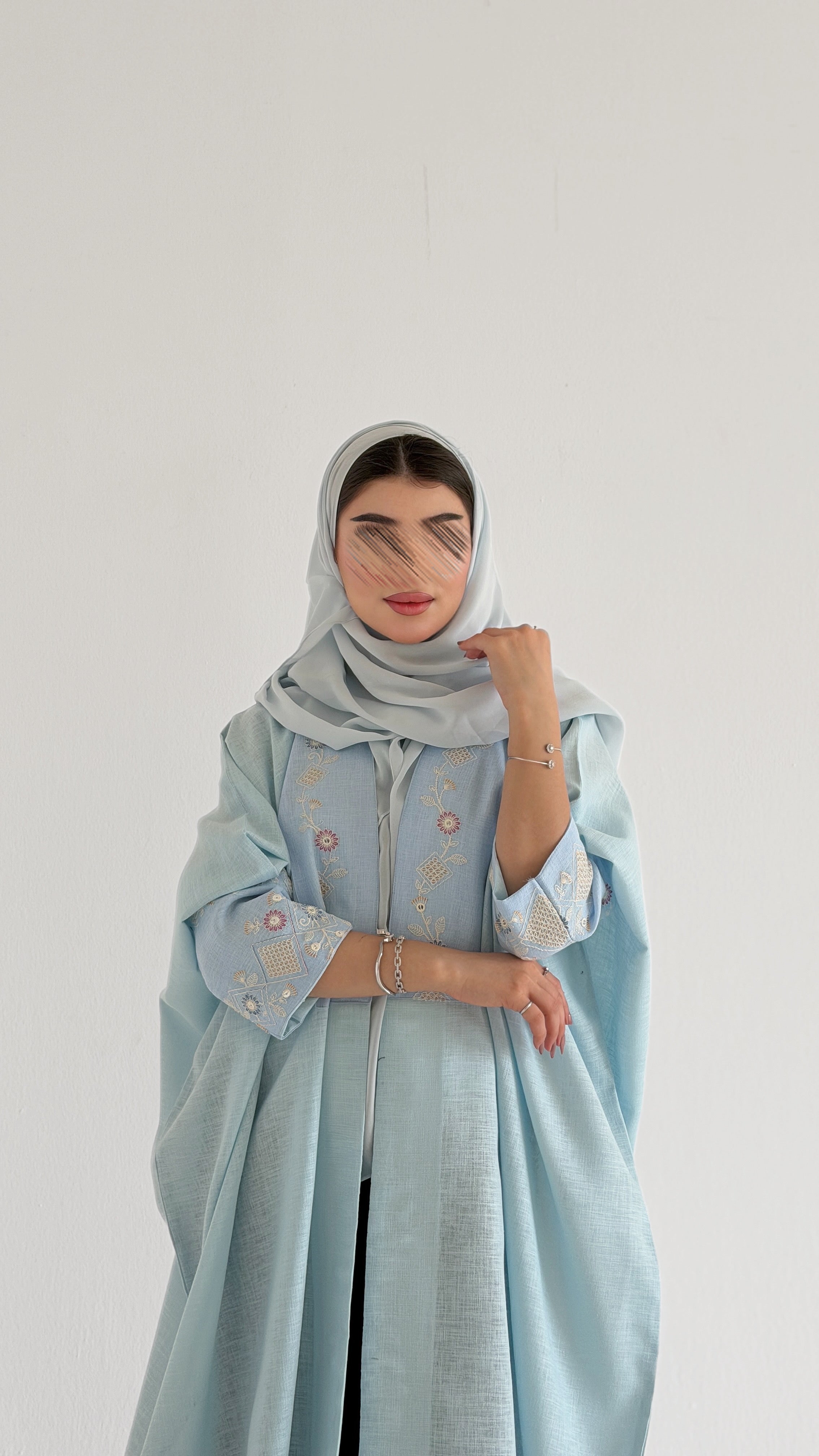 MWT5035 - قماش لينن سماوي مع تطريز سماوي - Aya