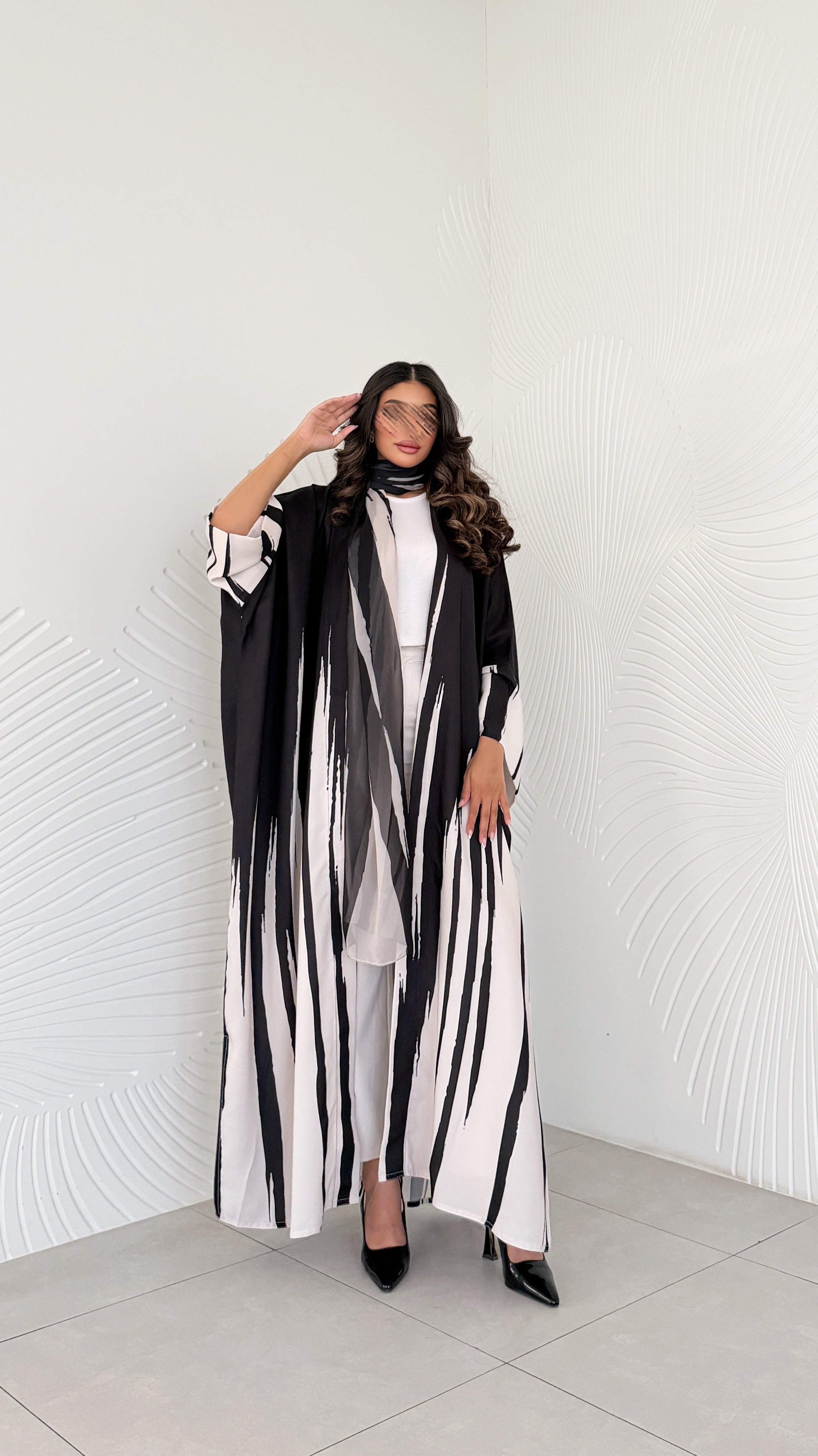 MWT1211 - عباية مخطط |striped abaya