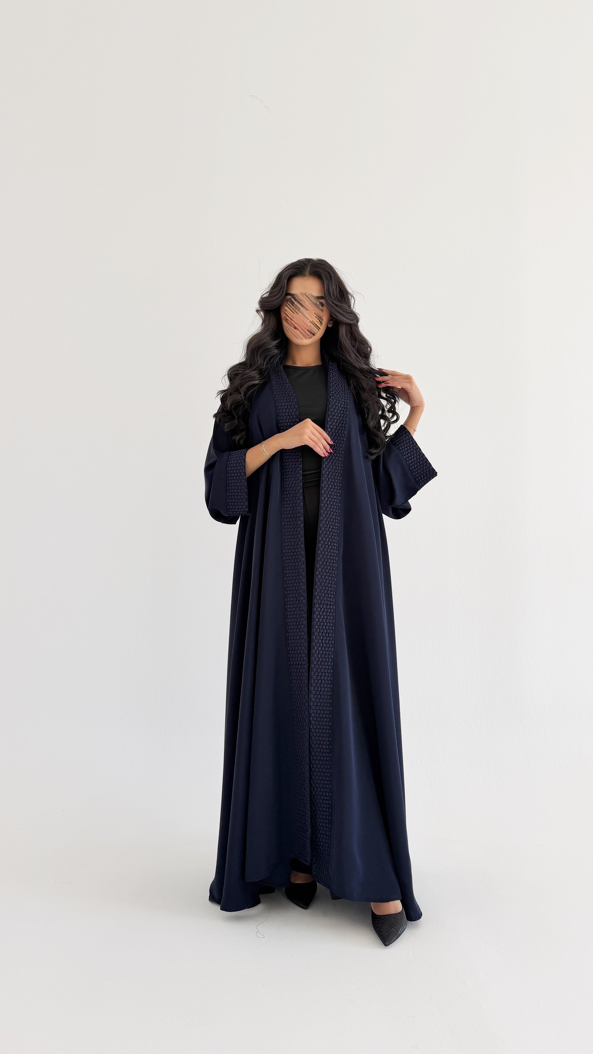 MW2024 - عباية بتطريز بالامام والاكمام - Aya