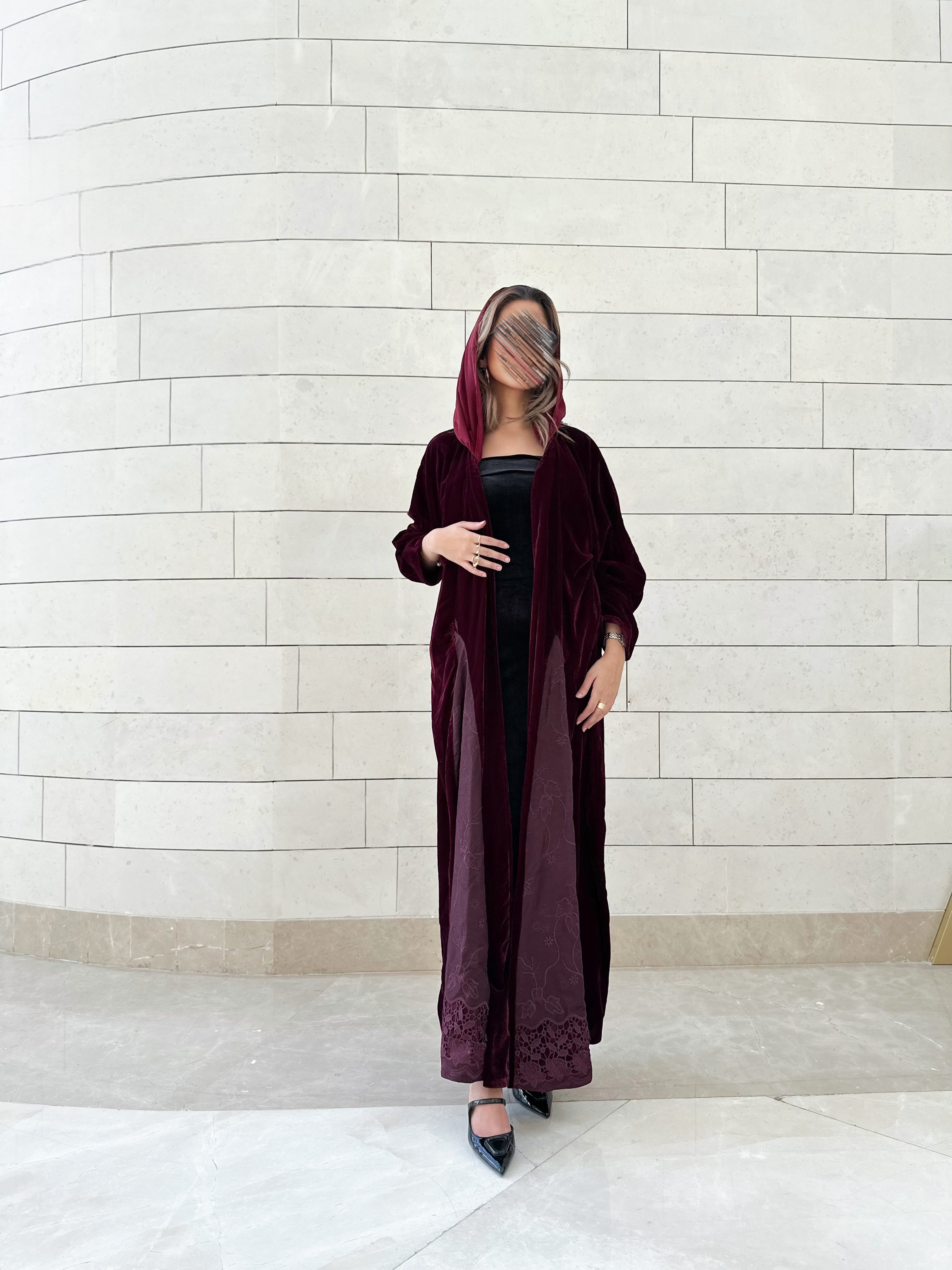 MW645 - Light Crepe Standing with Jacquard Half-Cloche