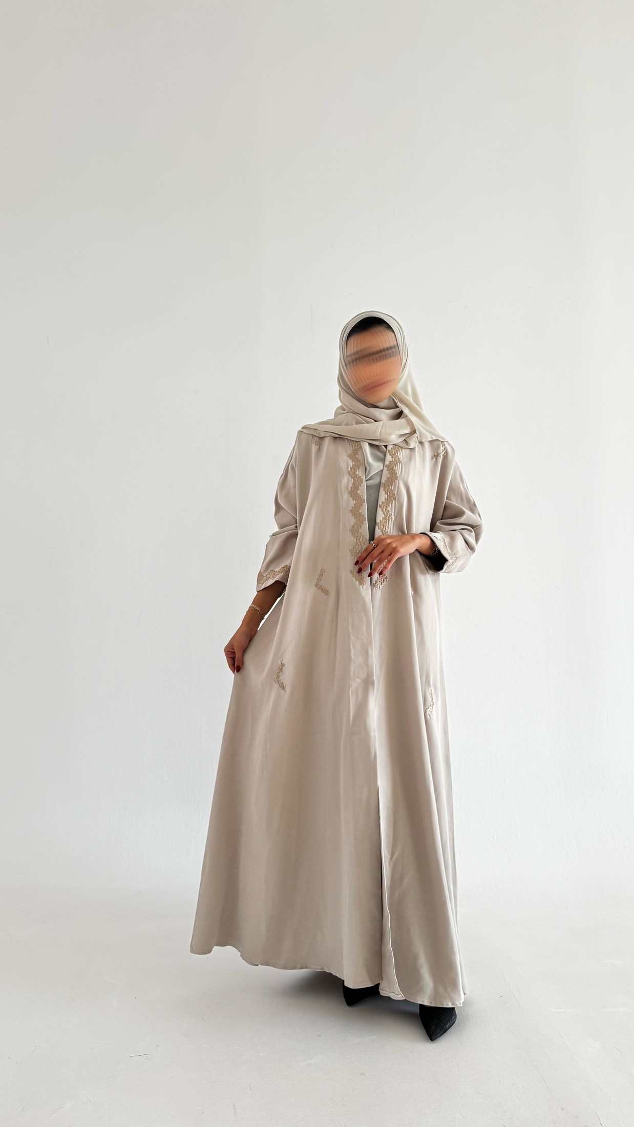 MWT371 - عباية بني تطريز - Aya