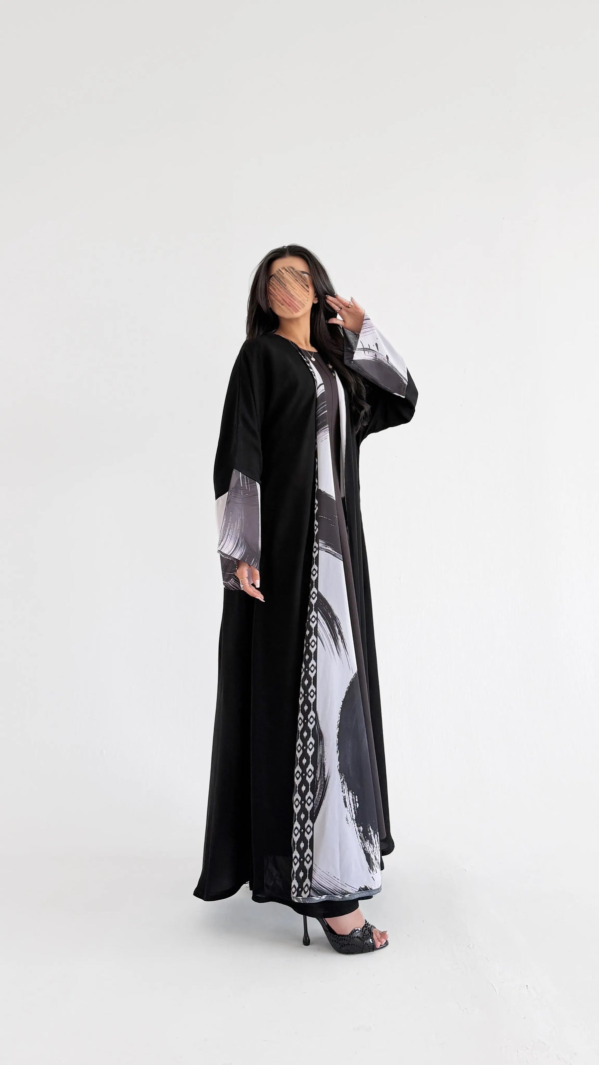 MW433 - عباية سوداء دبل فيس طباعة