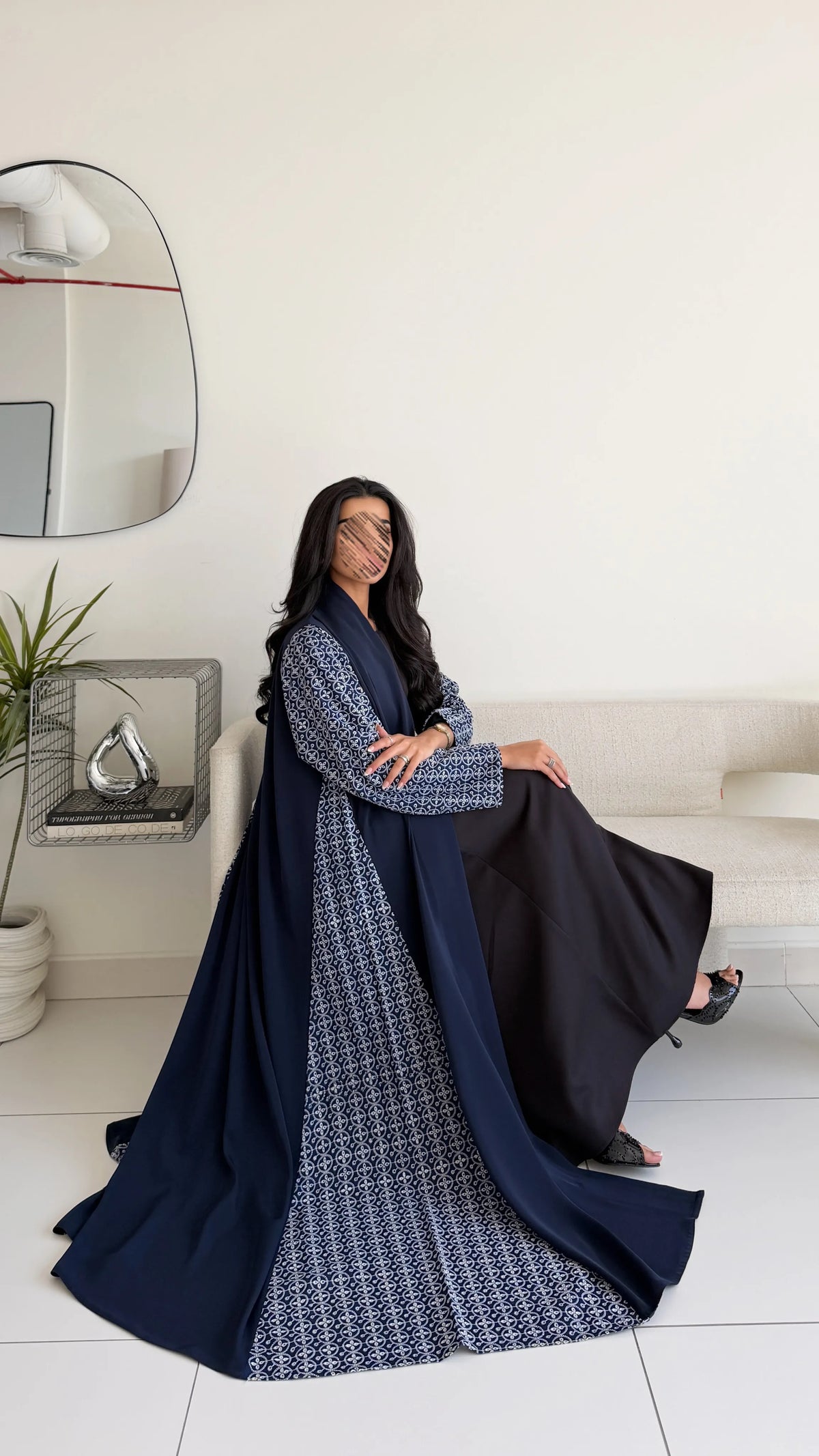 MWT2159 - عباية كريب مع تدخيلة لنن هندي - Aya