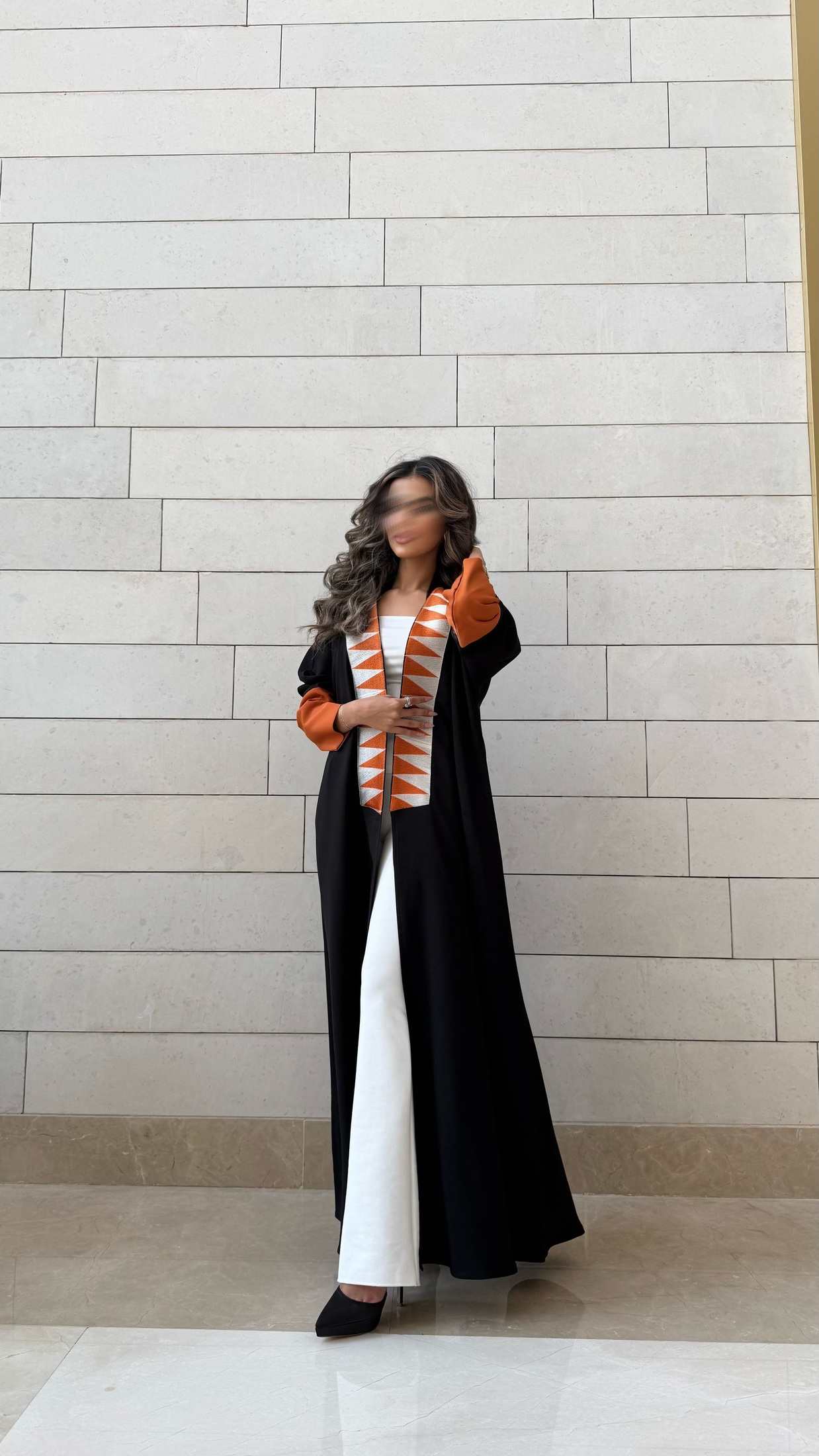 MW1591 -عباية سوداء بتطريز برتقالي | Black Abaya with Orange Embroidery - Aya