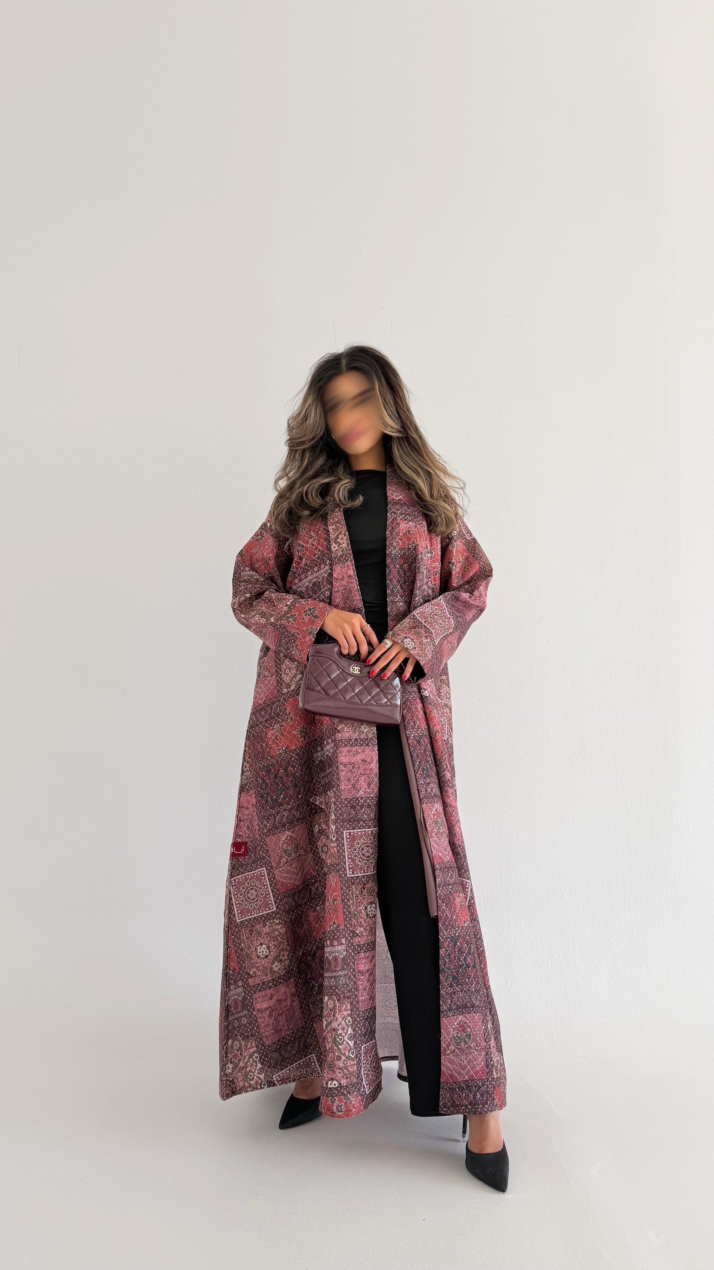 MWT535 - عباية لنن مطرزة - Aya