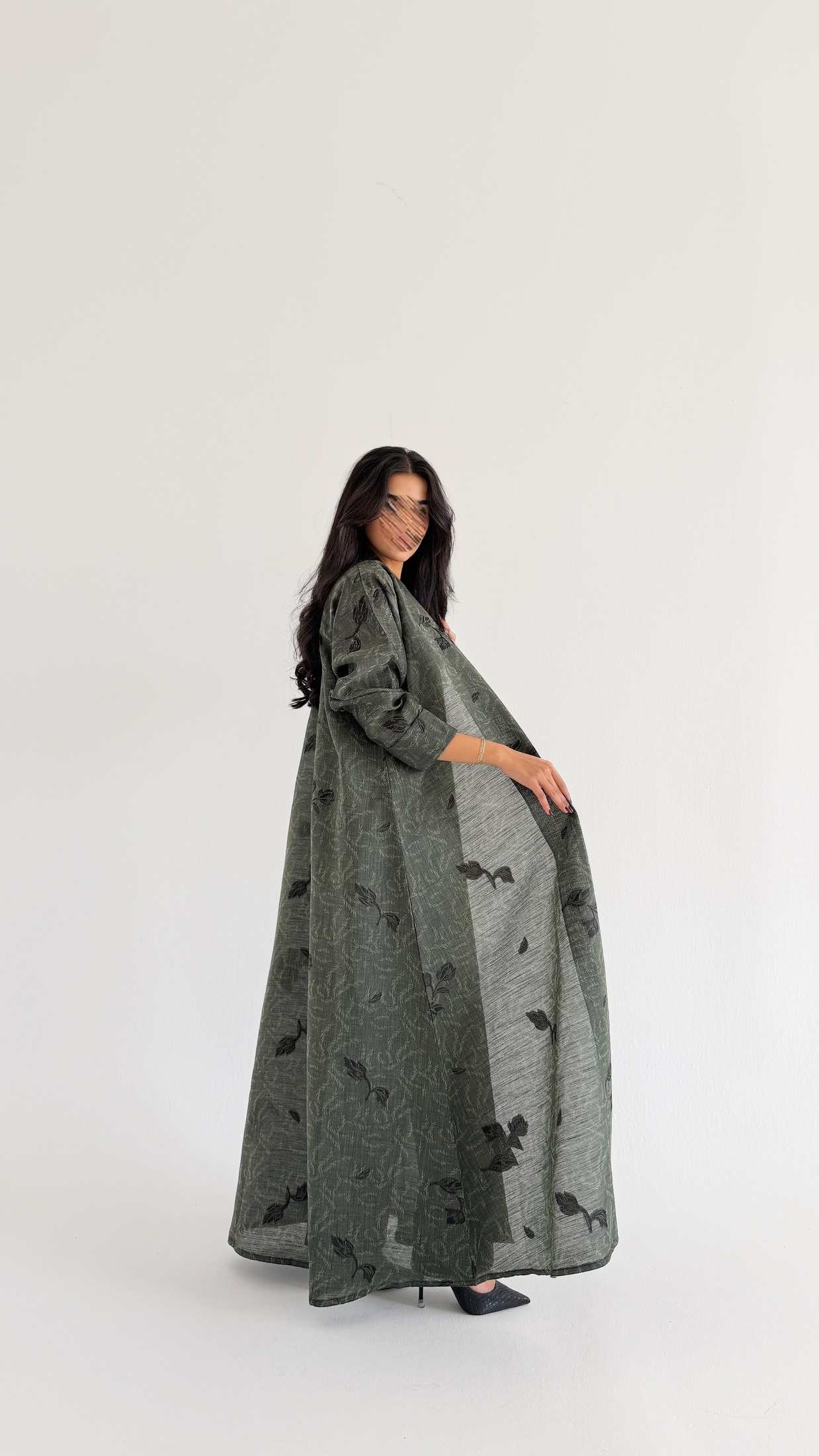 MWT1006 - عباية لنن مطرزة |Embroidered linen abaya - Aya