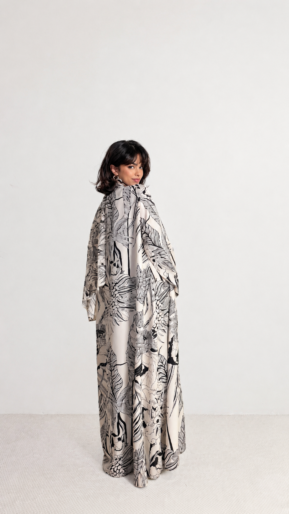 MW2208 - عباية طباعة | Printed Abaya - Aya
