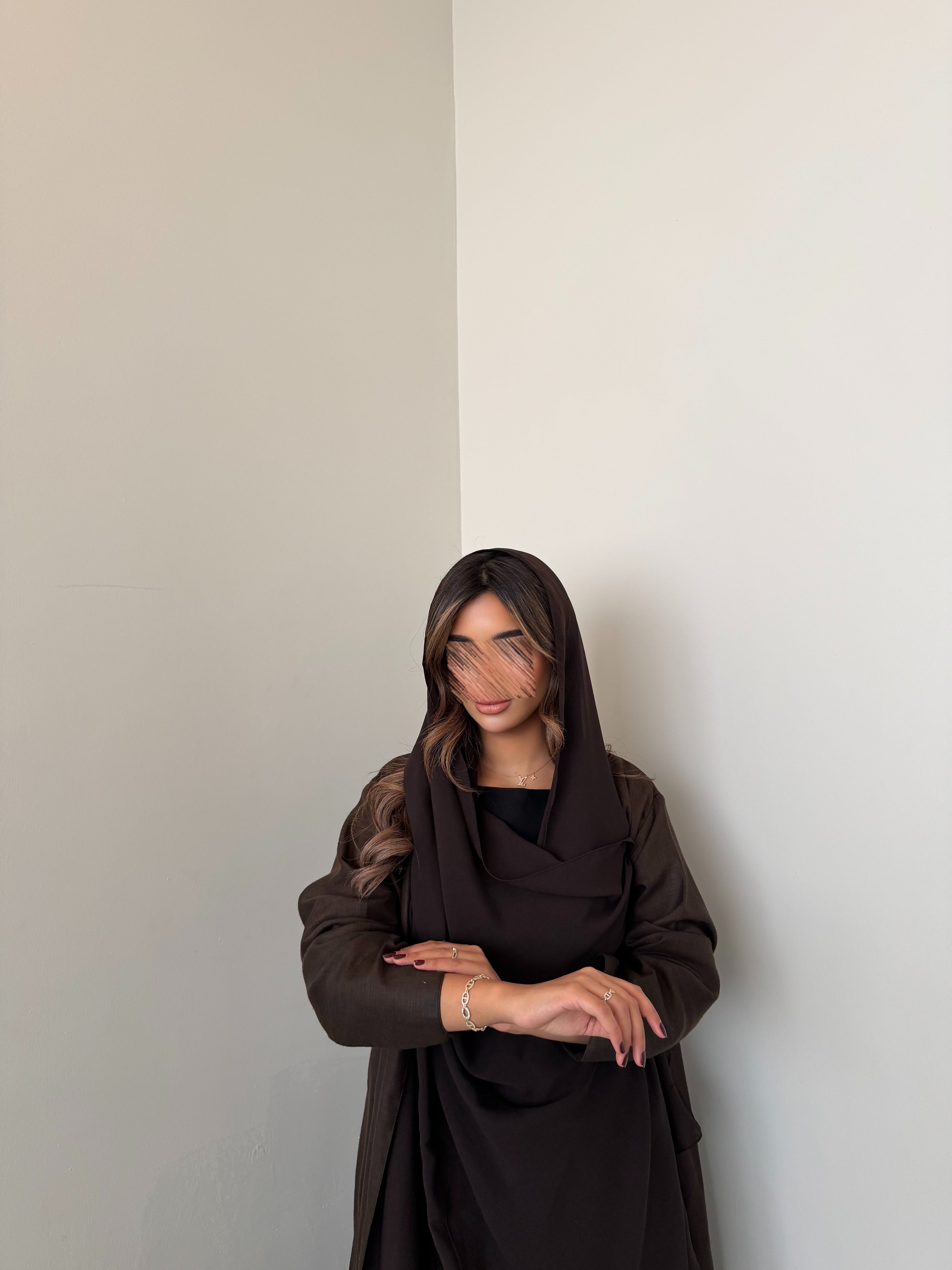 MWT1055 - عبايه بني لنن - Aya