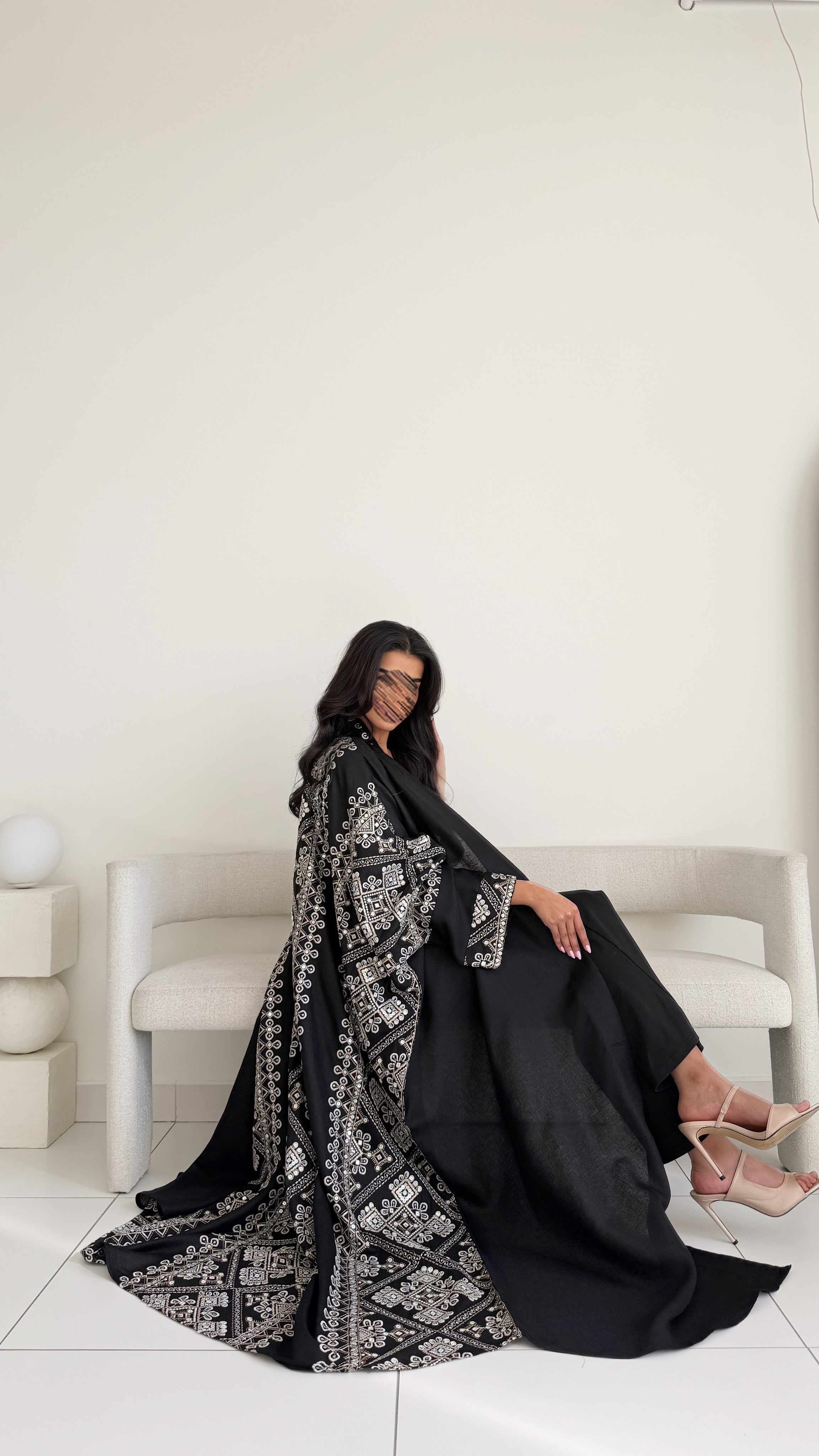 MWT799 - عبايه لنن بتطريز رمضاني - Aya