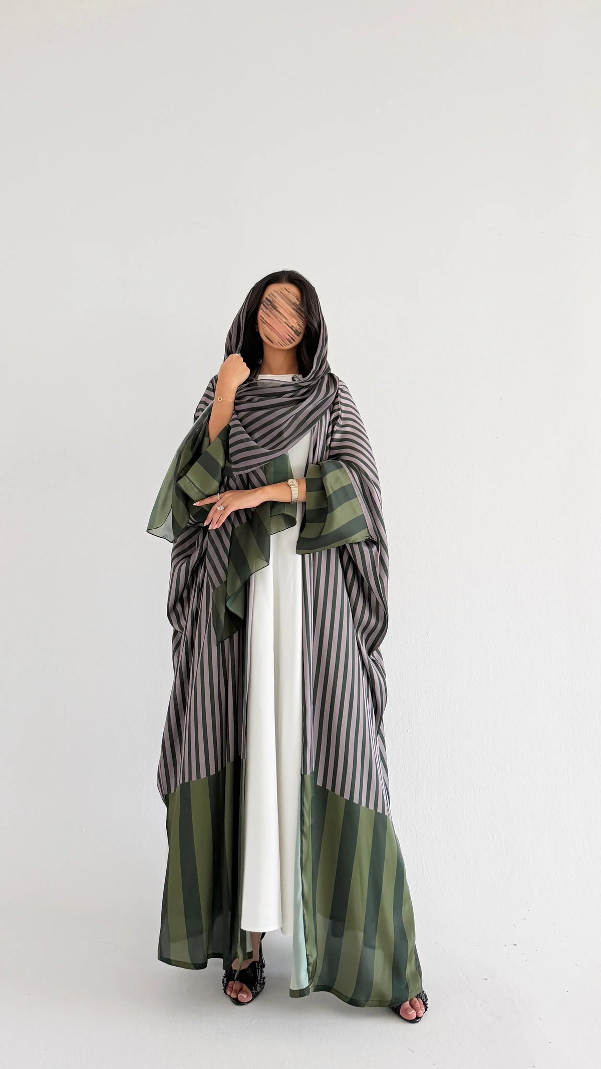 MWT1210 - عباية مخطط |striped abaya