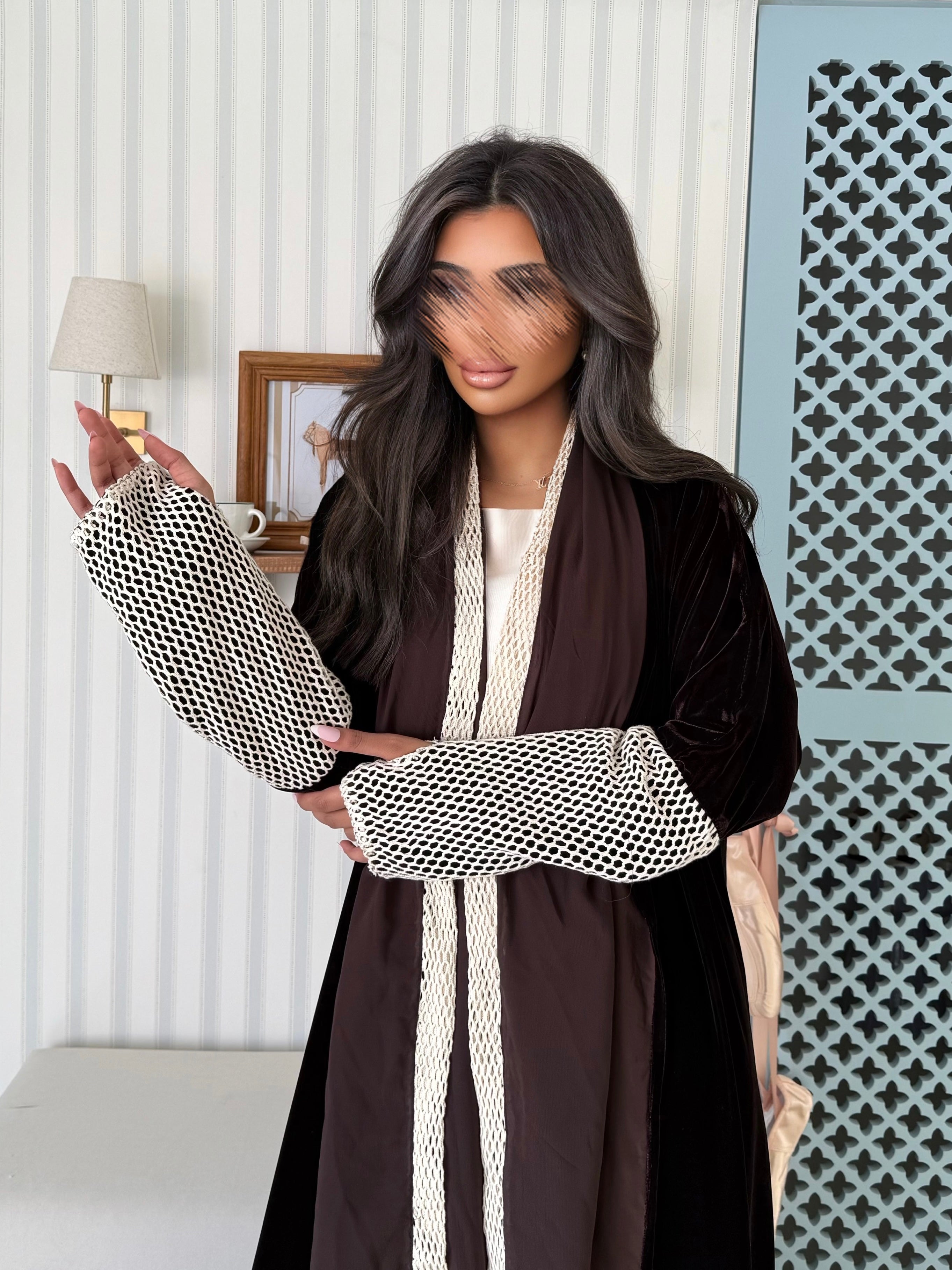 MW645 - Light Crepe Standing with Jacquard Half-Cloche