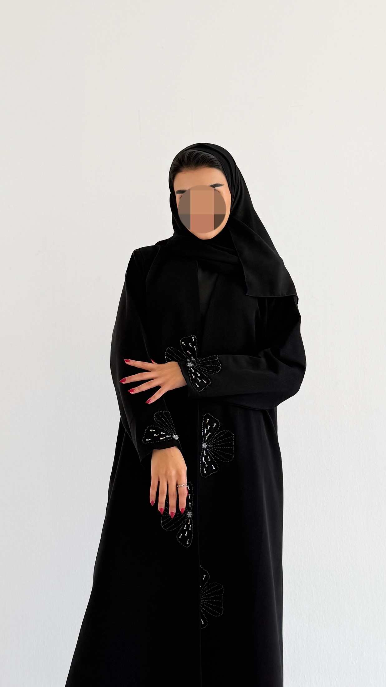 MW1793 - عباية قماش كوبرا شغل يدوي - Aya
