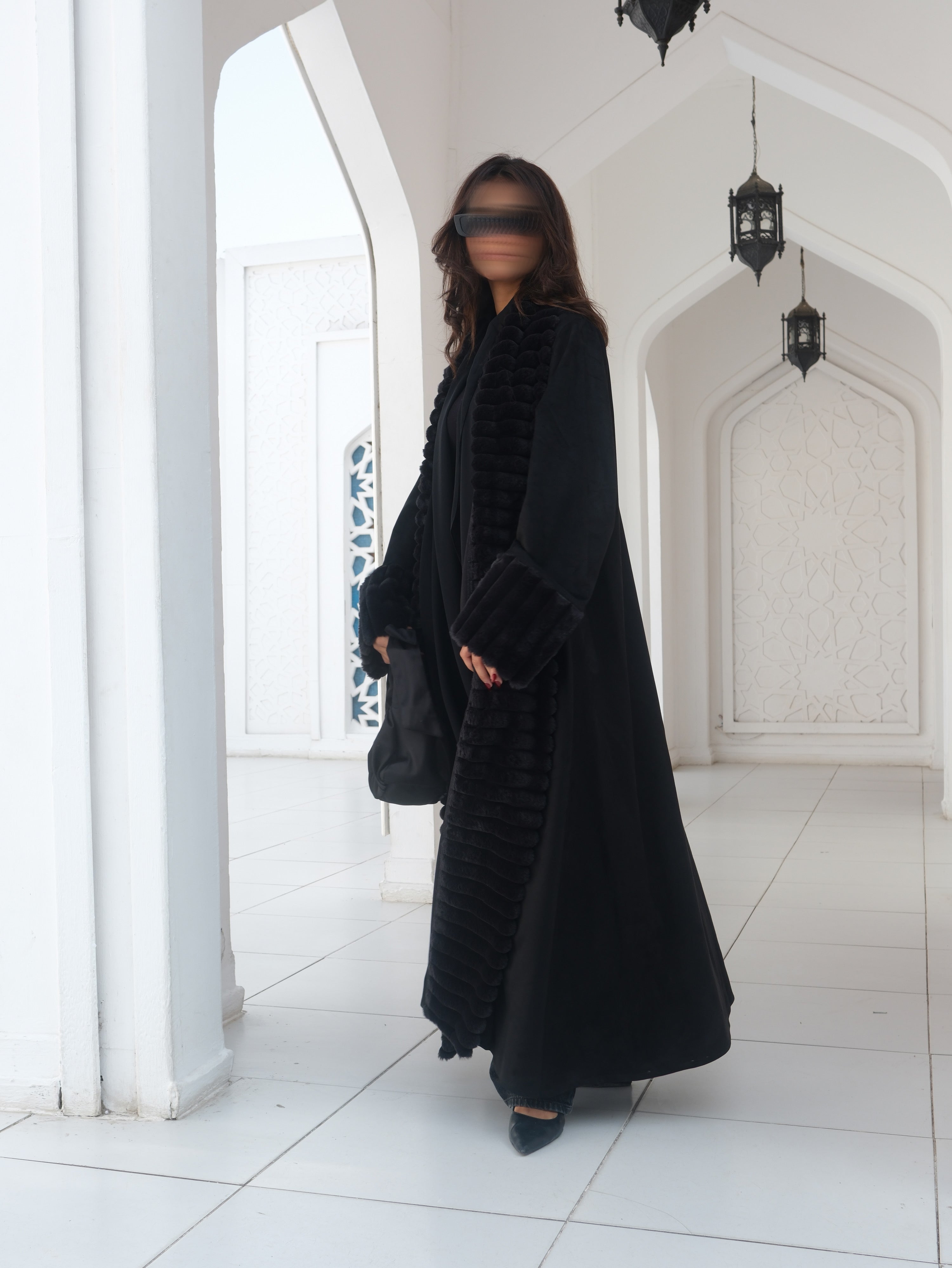 MW645 - Light Crepe Standing with Jacquard Half-Cloche