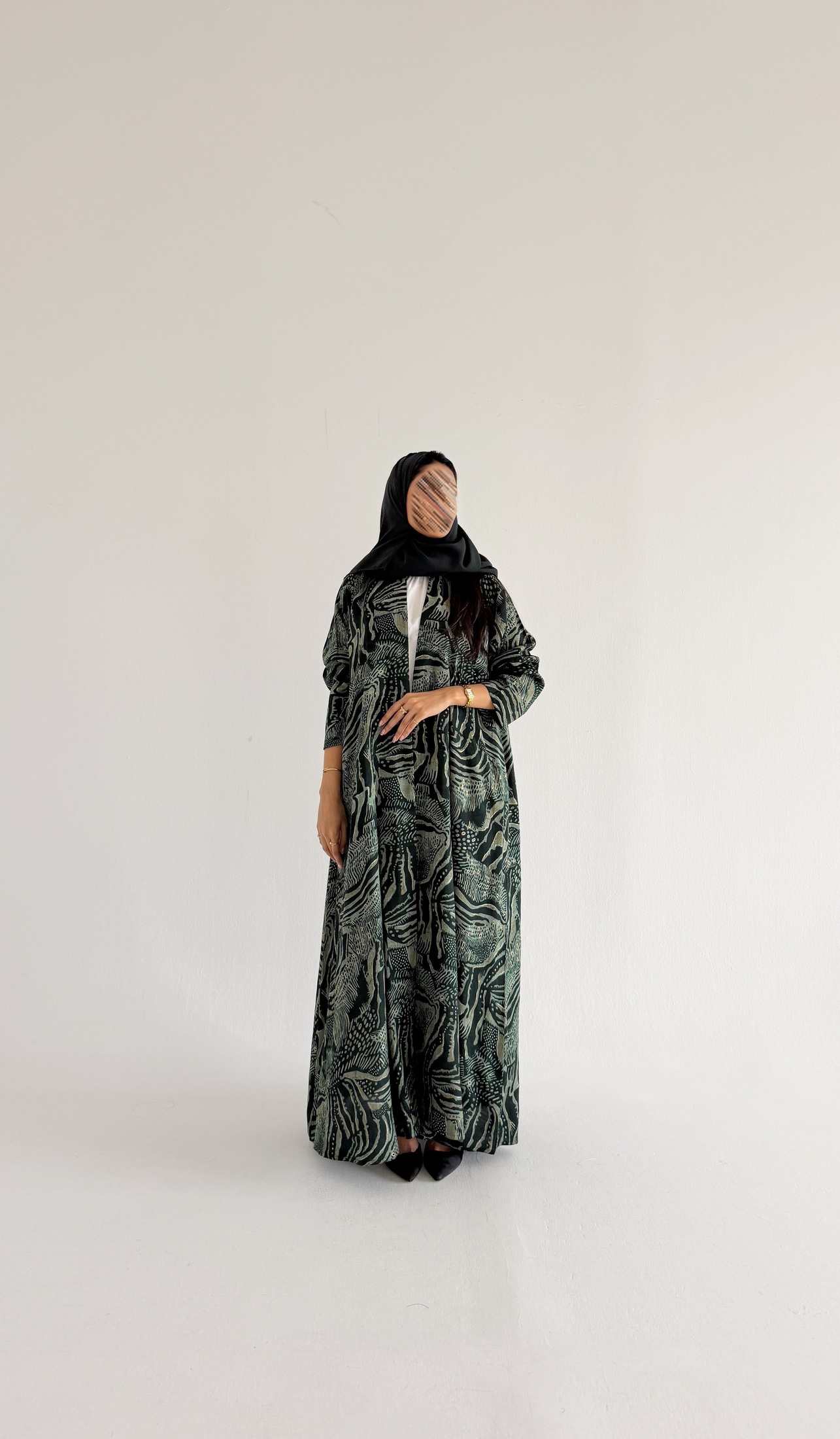 MWT2024 - عباية لنن صيفية  | Summer linen abaya - Aya