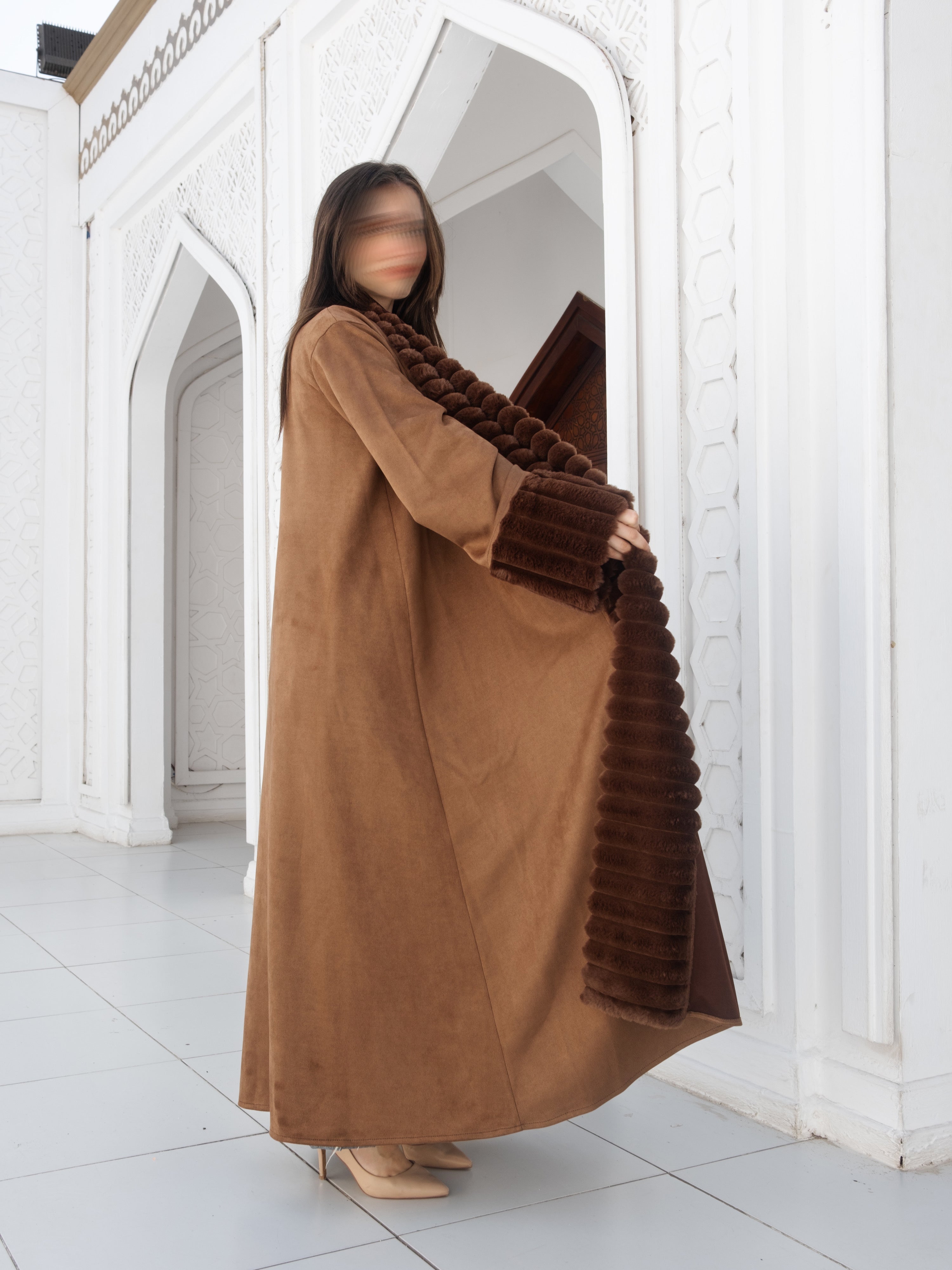 MW645 - Light Crepe Standing with Jacquard Half-Cloche