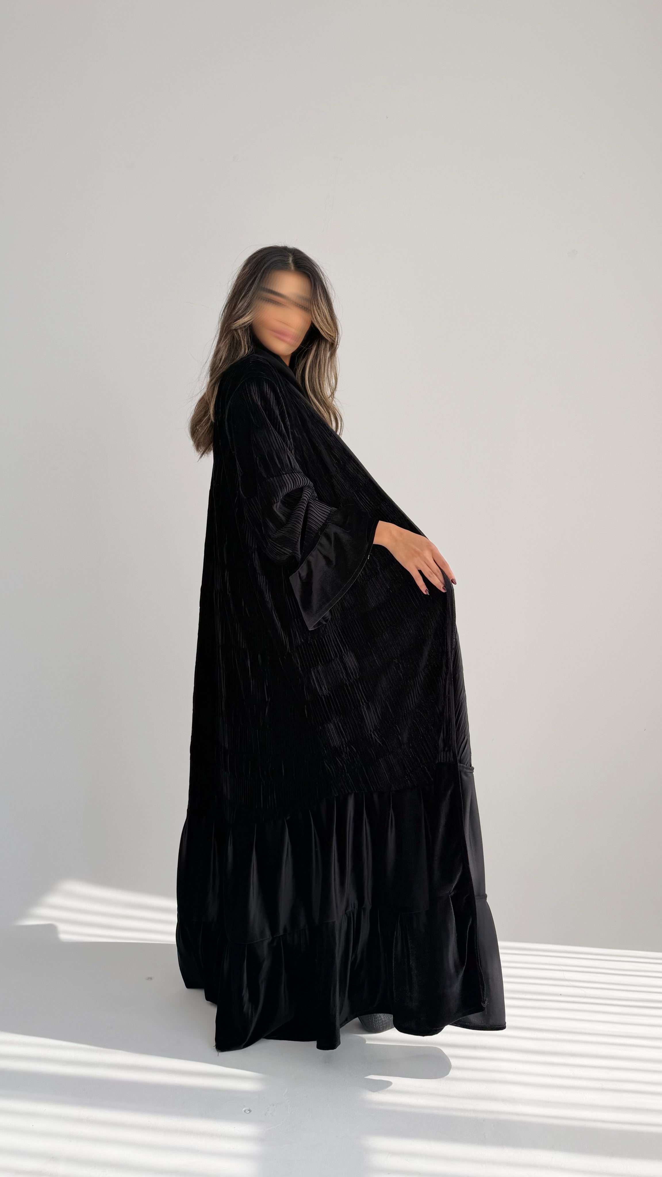 MW645 - Light Crepe Standing with Jacquard Half-Cloche