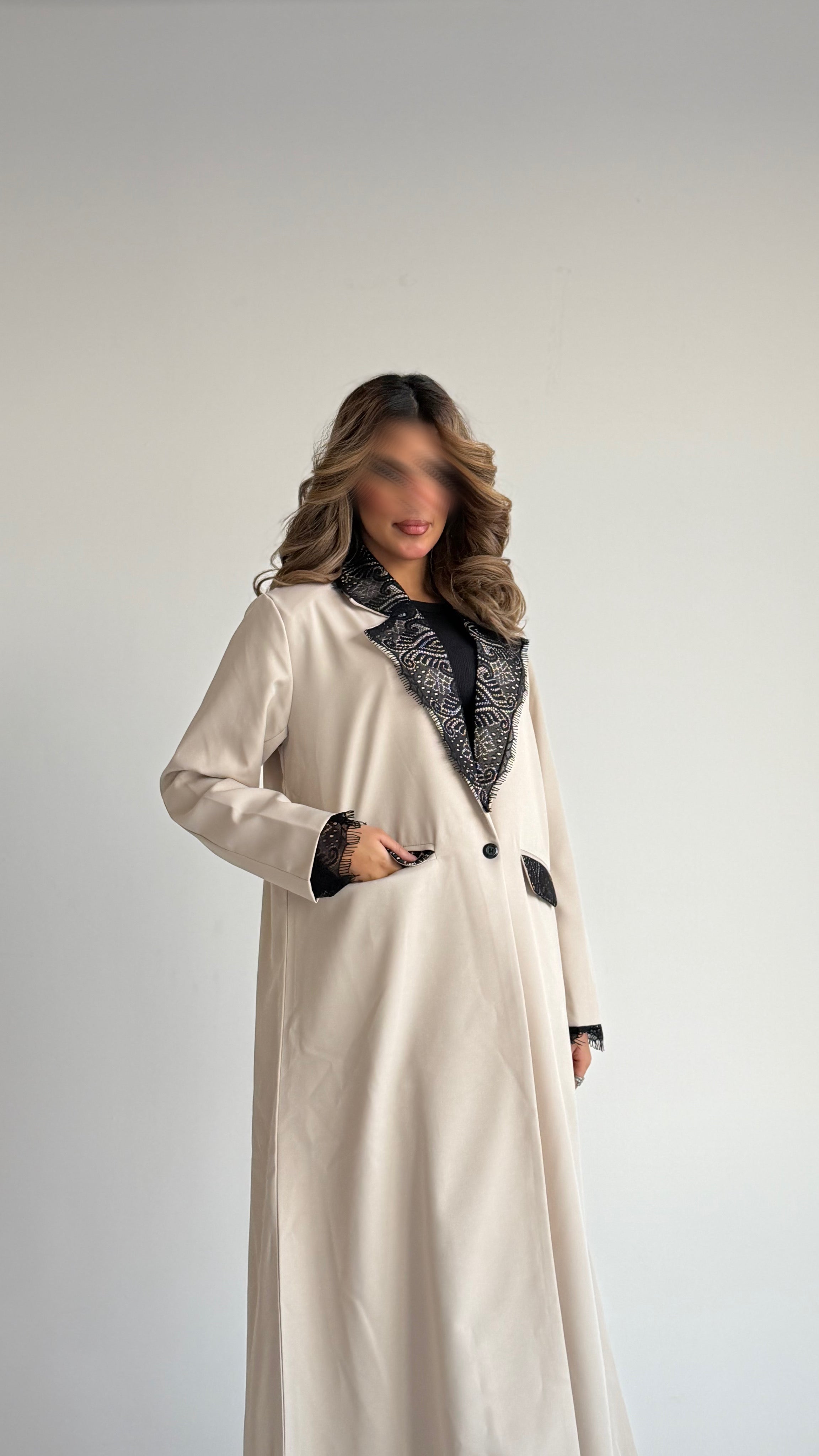 MW1756- قماش بليزر مع اضافة الدانتيل على الياقة - Aya