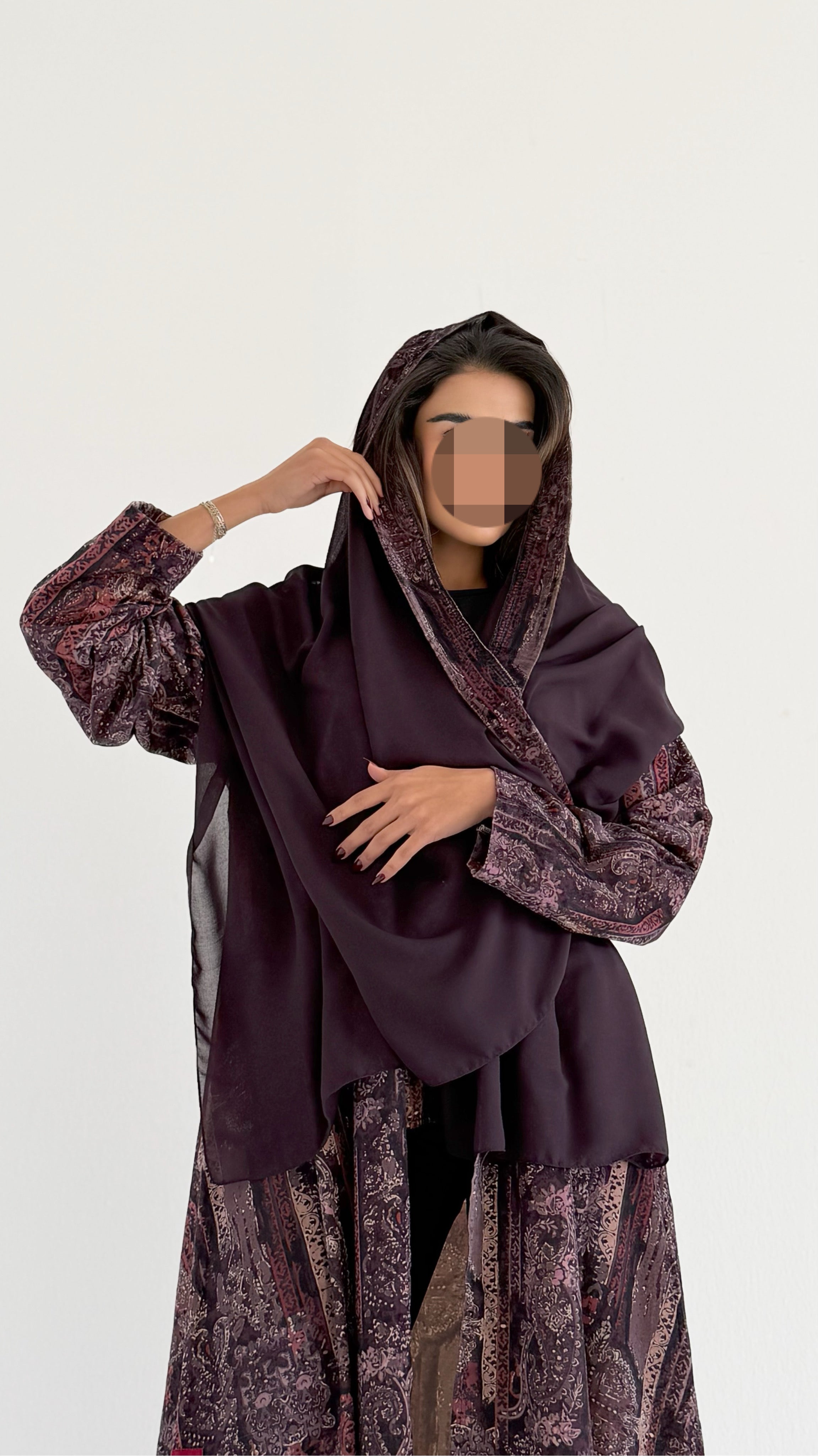 MW645 - Light Crepe Standing with Jacquard Half-Cloche