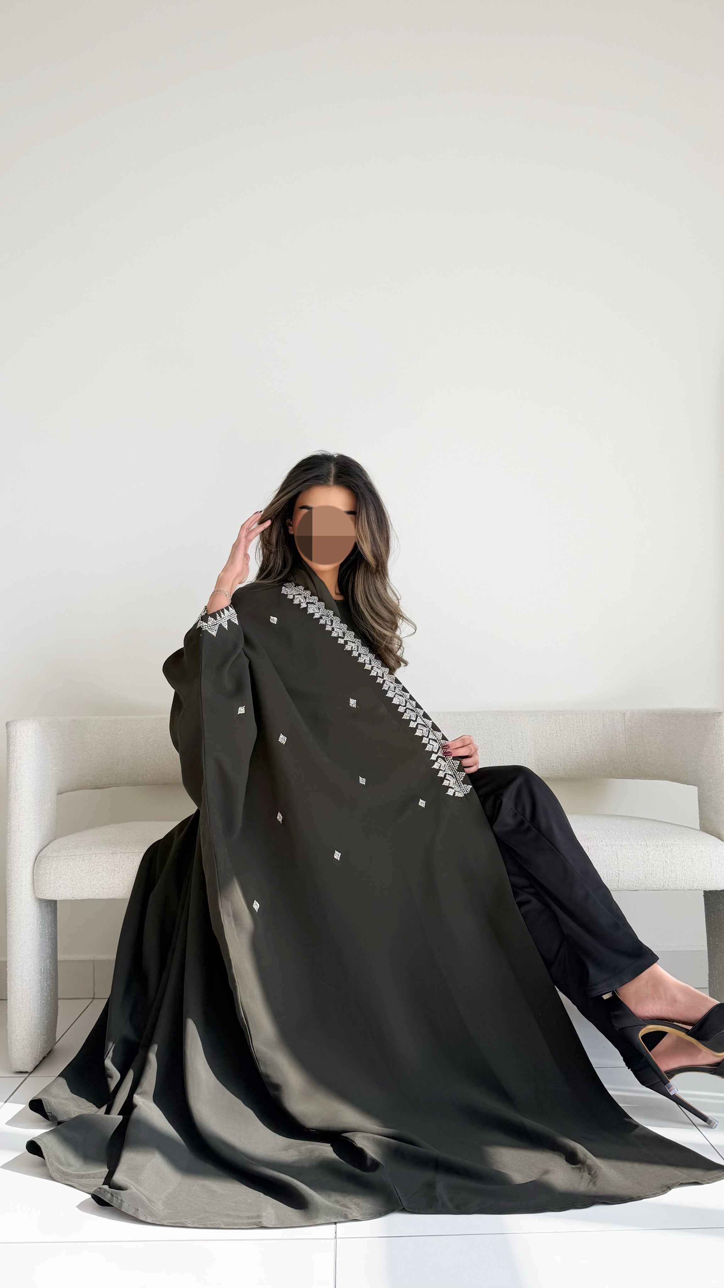 MWT679 - عباية زيتي تطريز - Aya