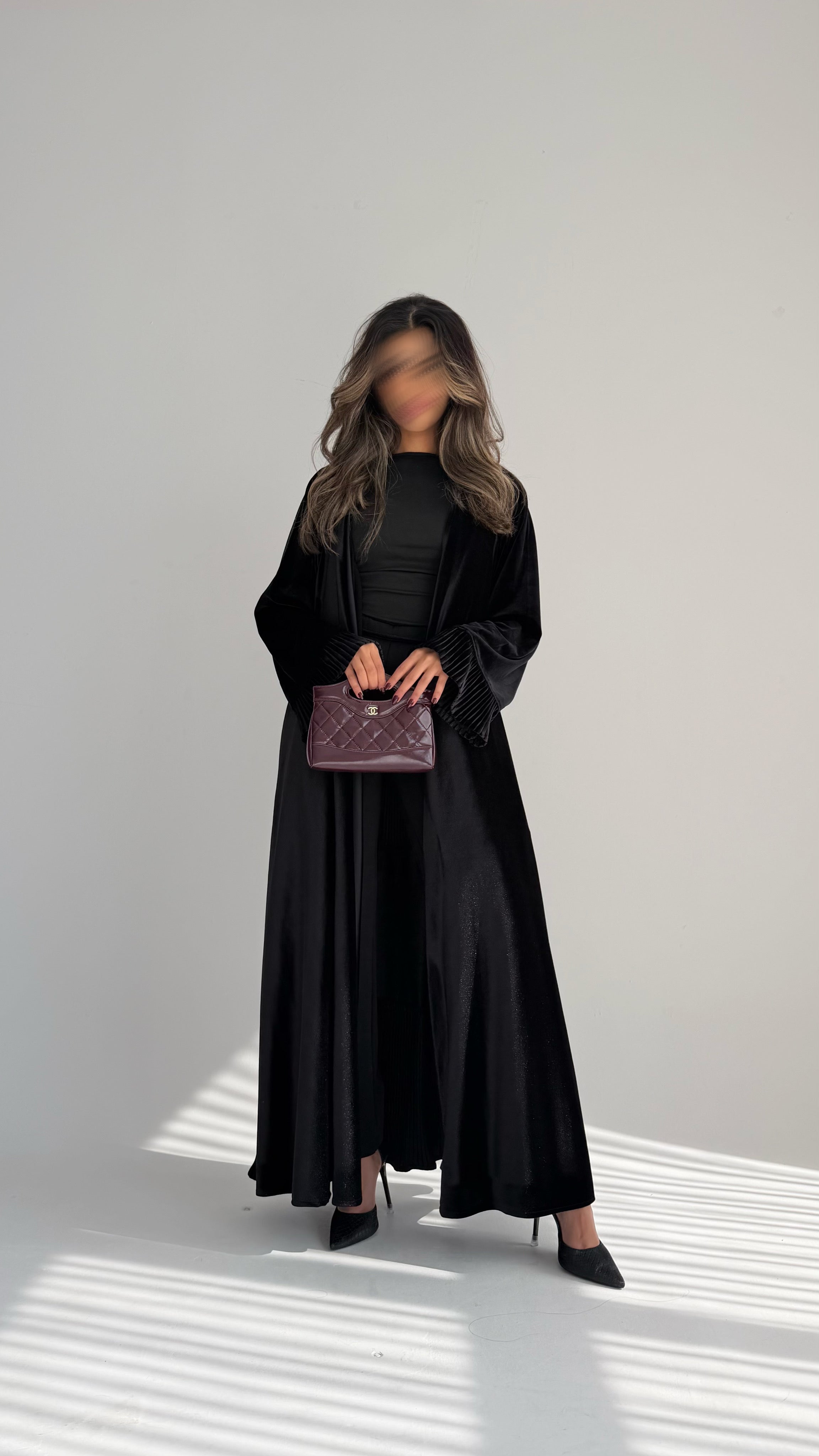 MWT878 - عباية مخمل بيليسية