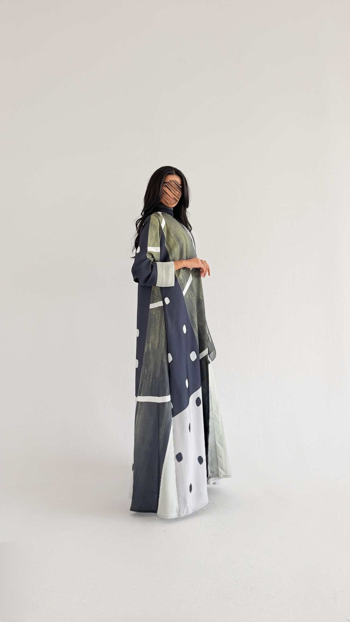 MWT1205 - عباية منقطة | Polka Dot Abaya - Aya