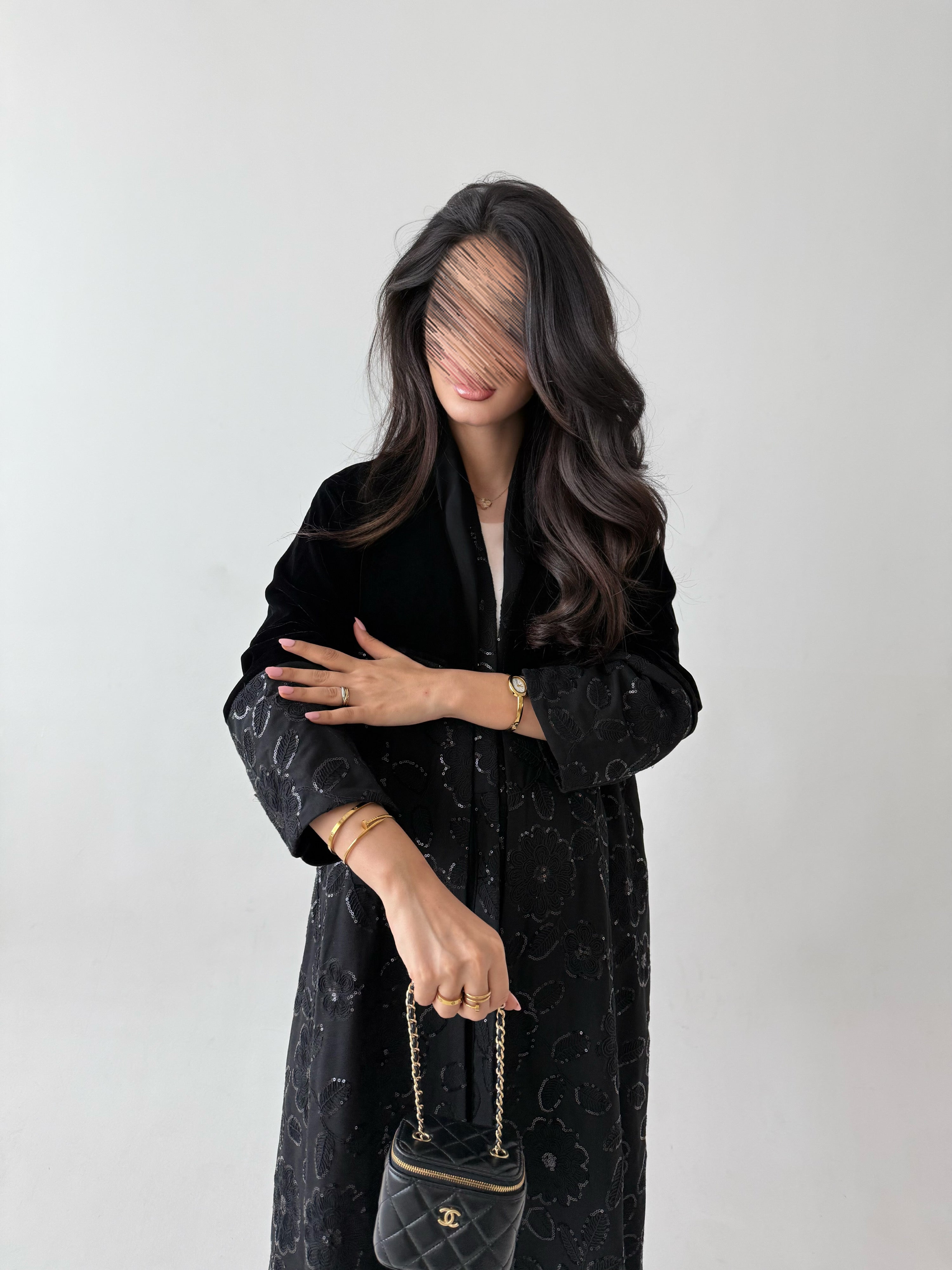 MW645 - Light Crepe Standing with Jacquard Half-Cloche