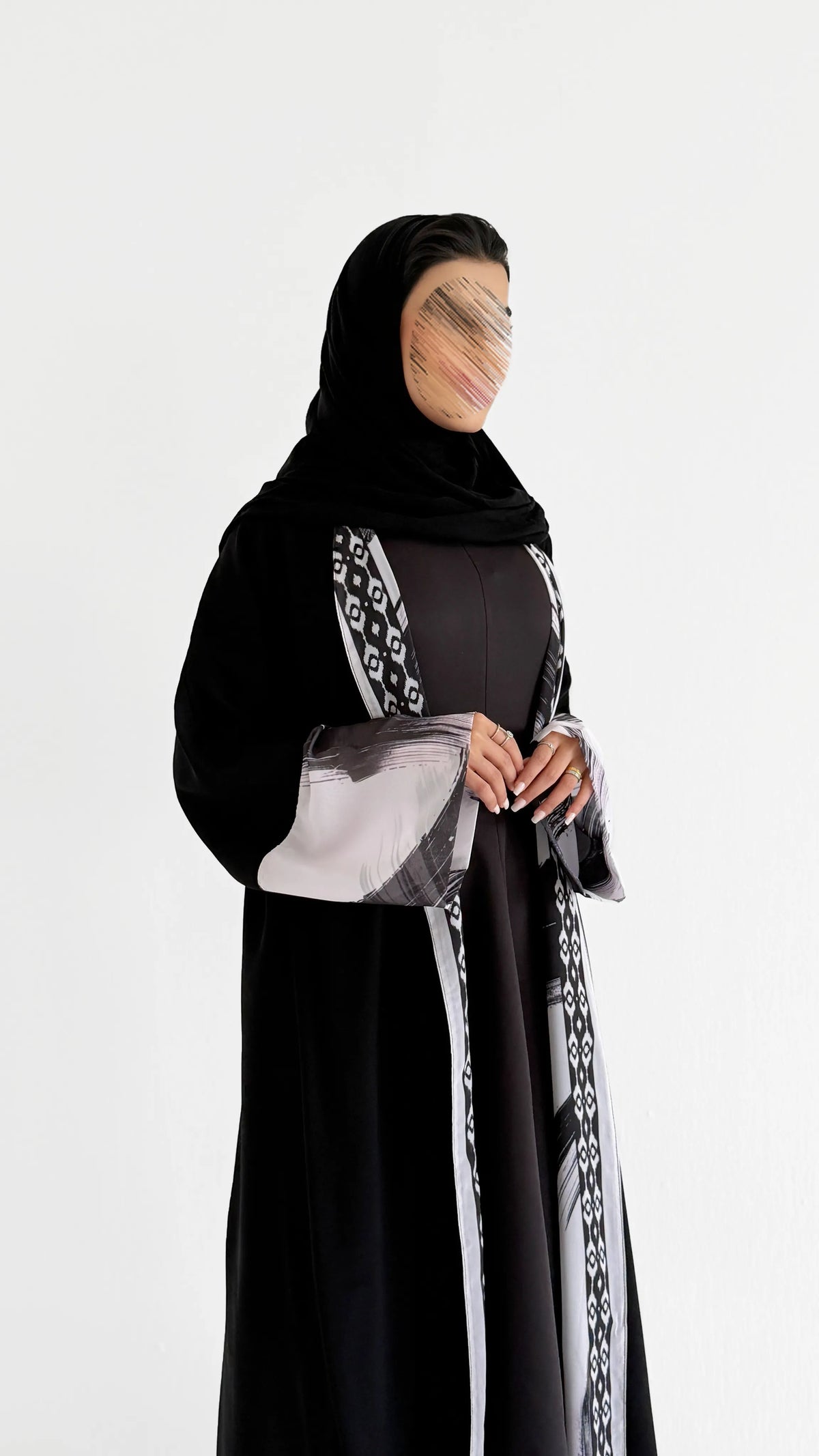 MW433 - عباية سوداء دبل فيس طباعة