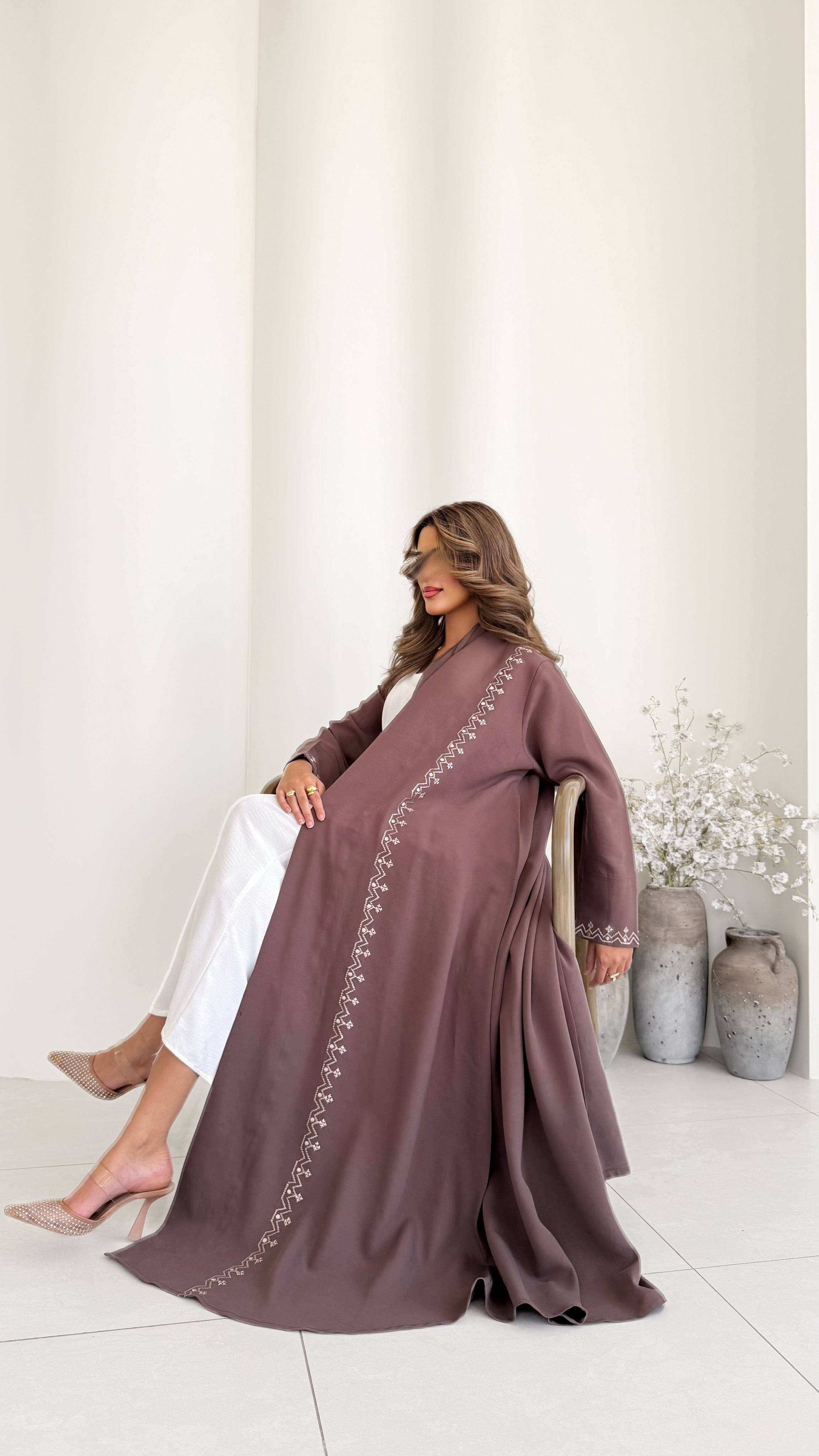MWT350 - عباية بني مع تطريز - Aya