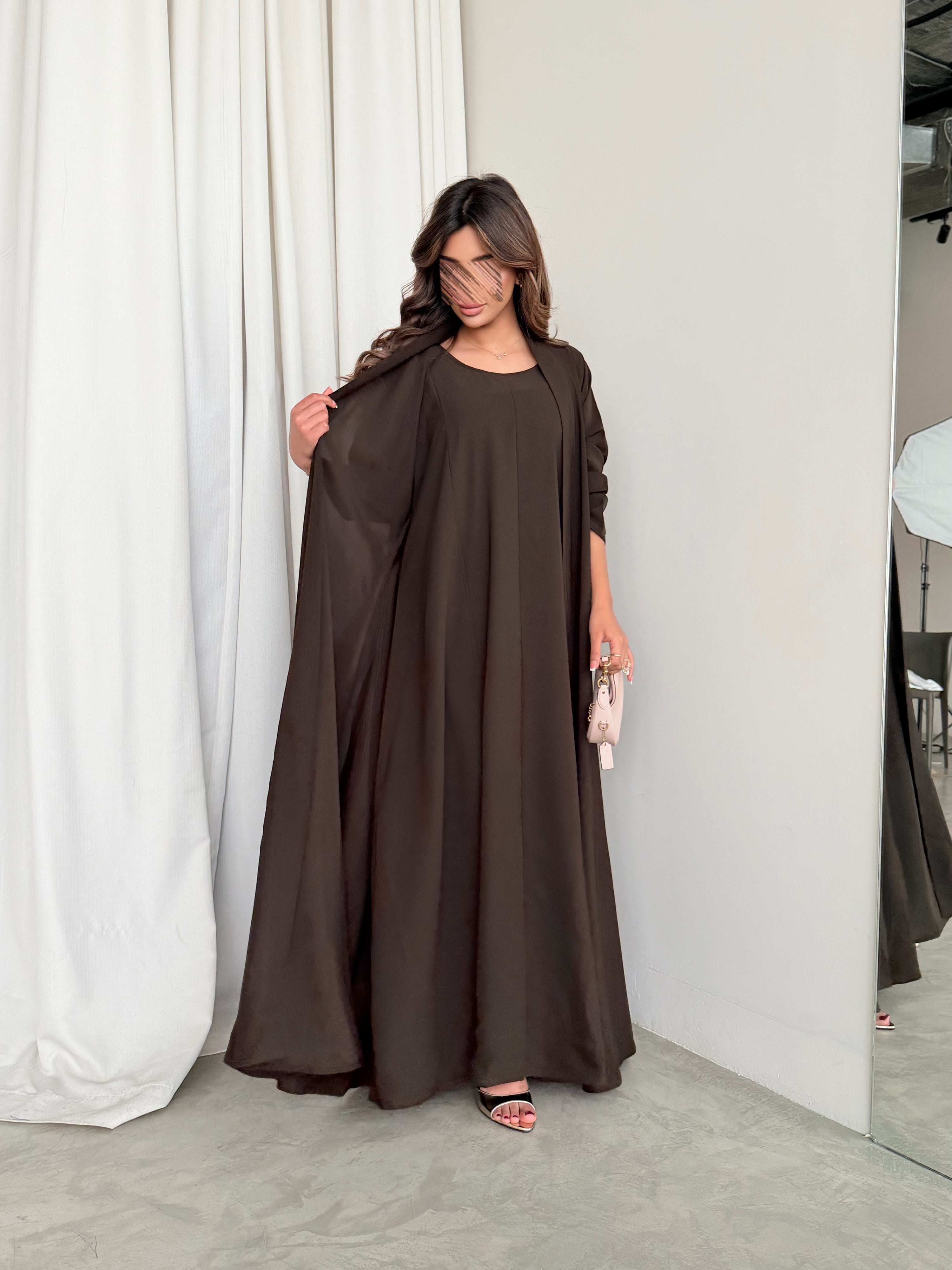 MWT794 - عباية بني كريب سادة مع فستان - Aya