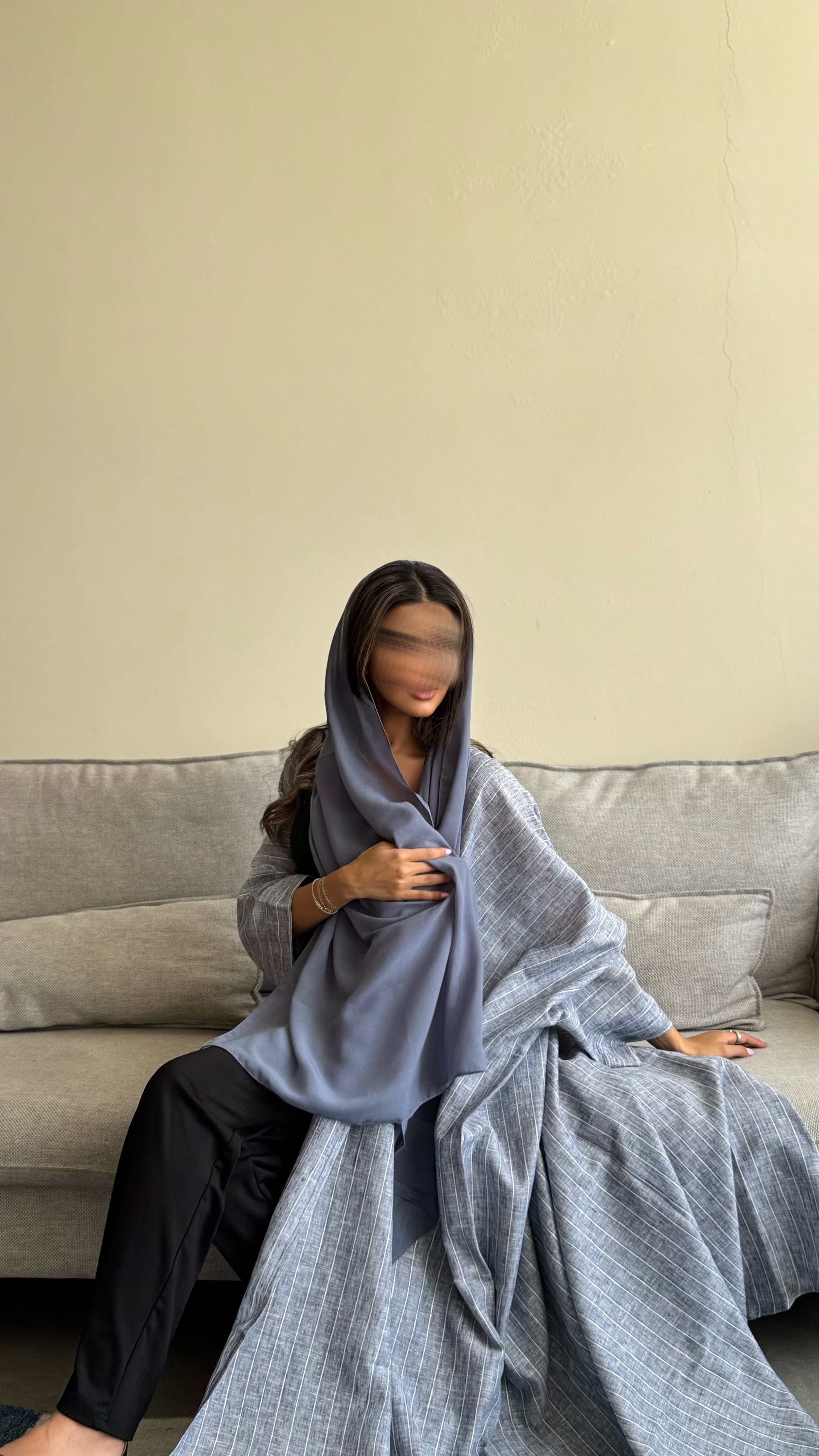 MW1524 - عباية لنن زرقاء بشت | Blue Linen Bisht Abaya - Aya