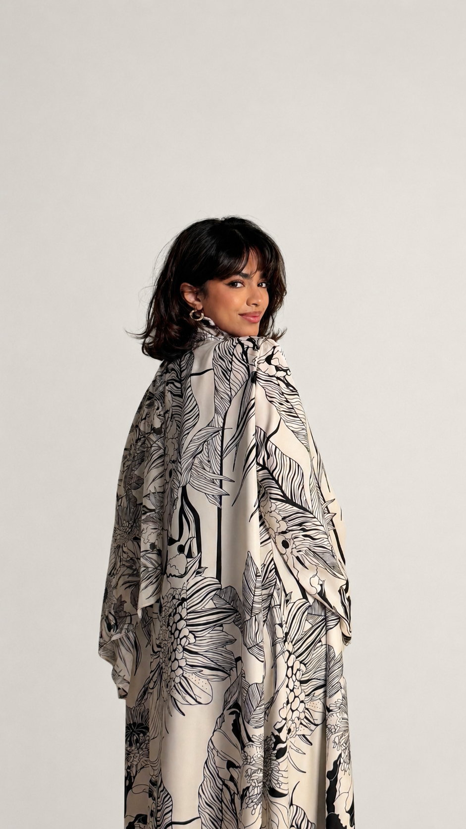 MW2208 - عباية طباعة | Printed Abaya - Aya