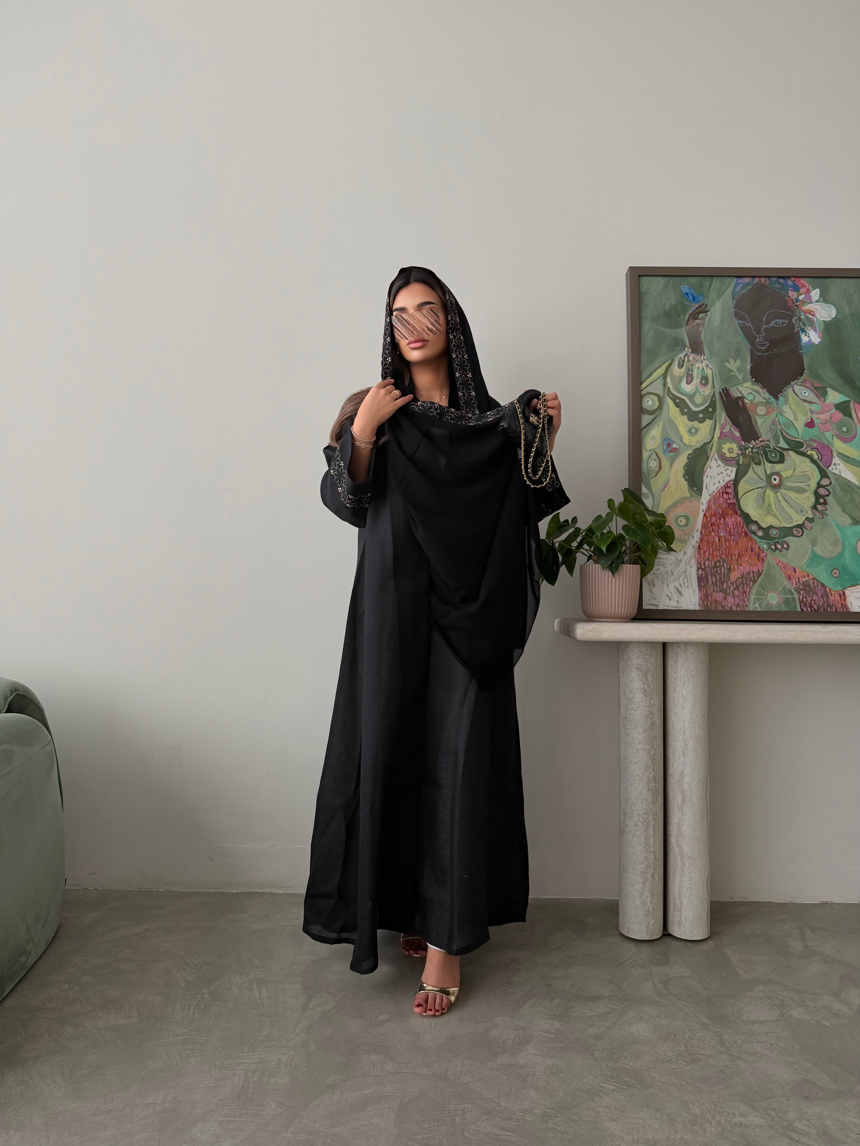 MWT5046 - قماش كريب اسود مع قماش لينن اسود مطرز قصة كلوش - Aya