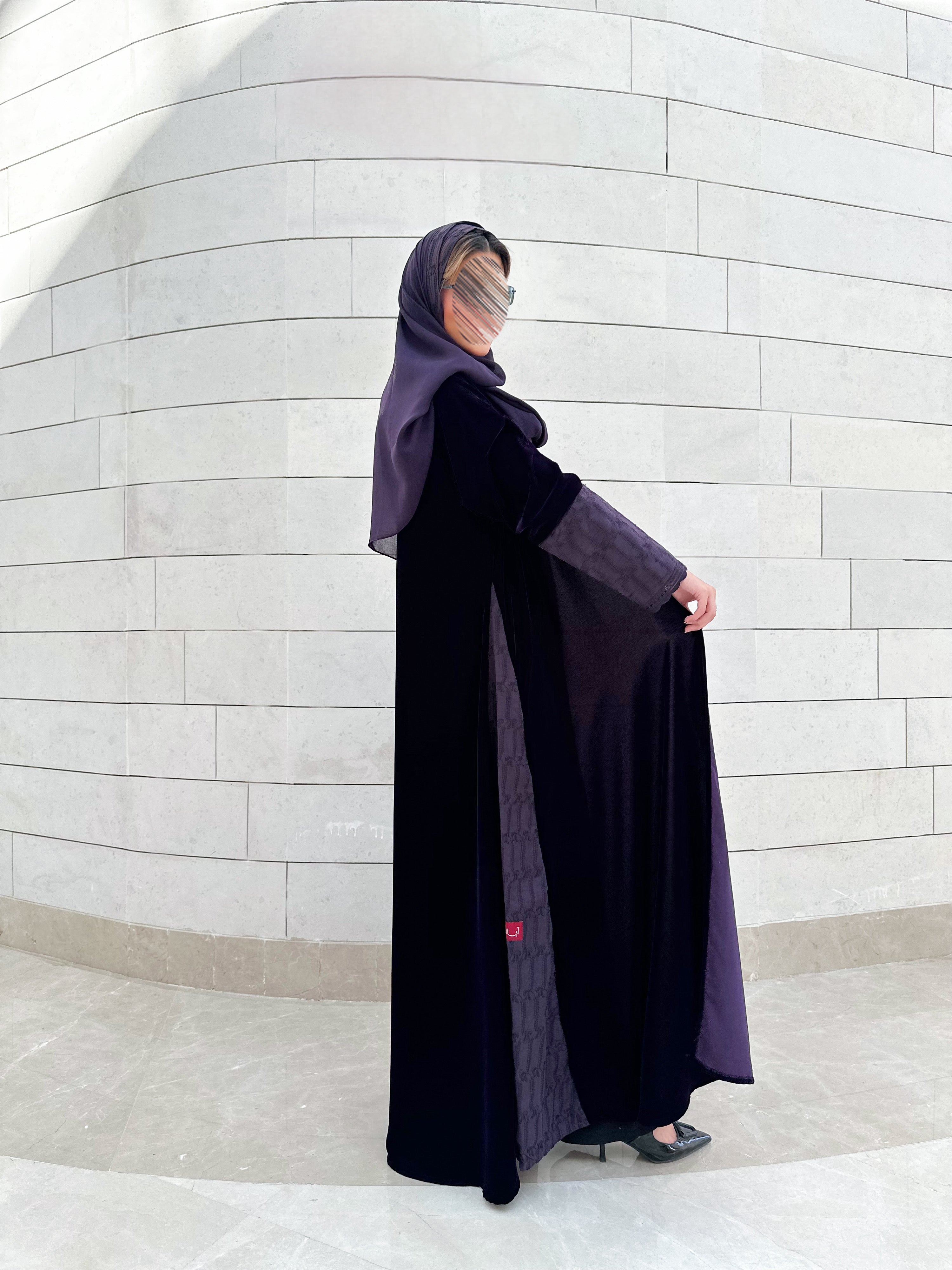 MWT721 - عباية ركامة مع مخمل - Aya