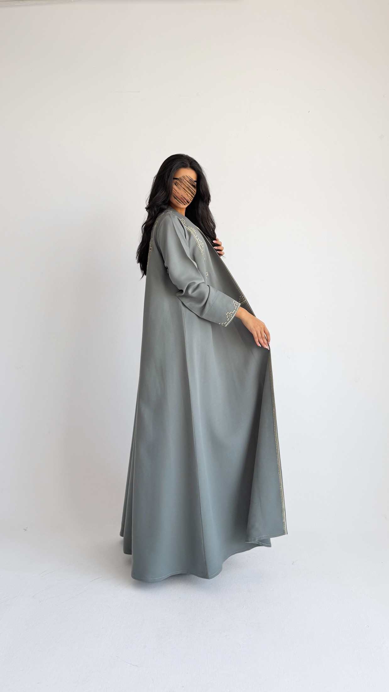 MWT4253 -  عباية كريب الشرقيه بتطريز هندسي زيتي فاتح - Aya