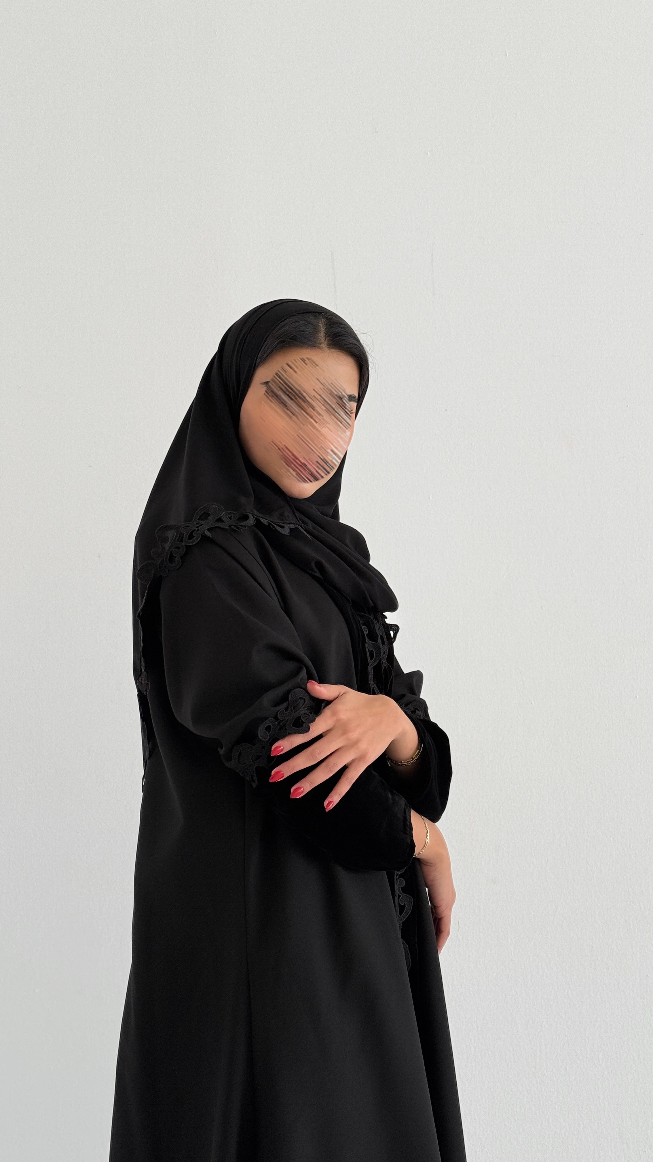 MW645 - Light Crepe Standing with Jacquard Half-Cloche