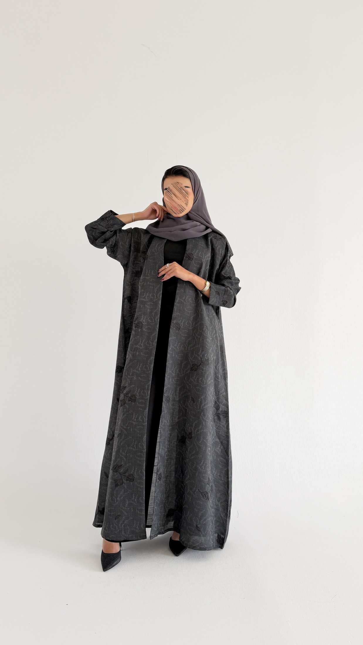 MWT1001 - عباية لنن مطرزة - Aya