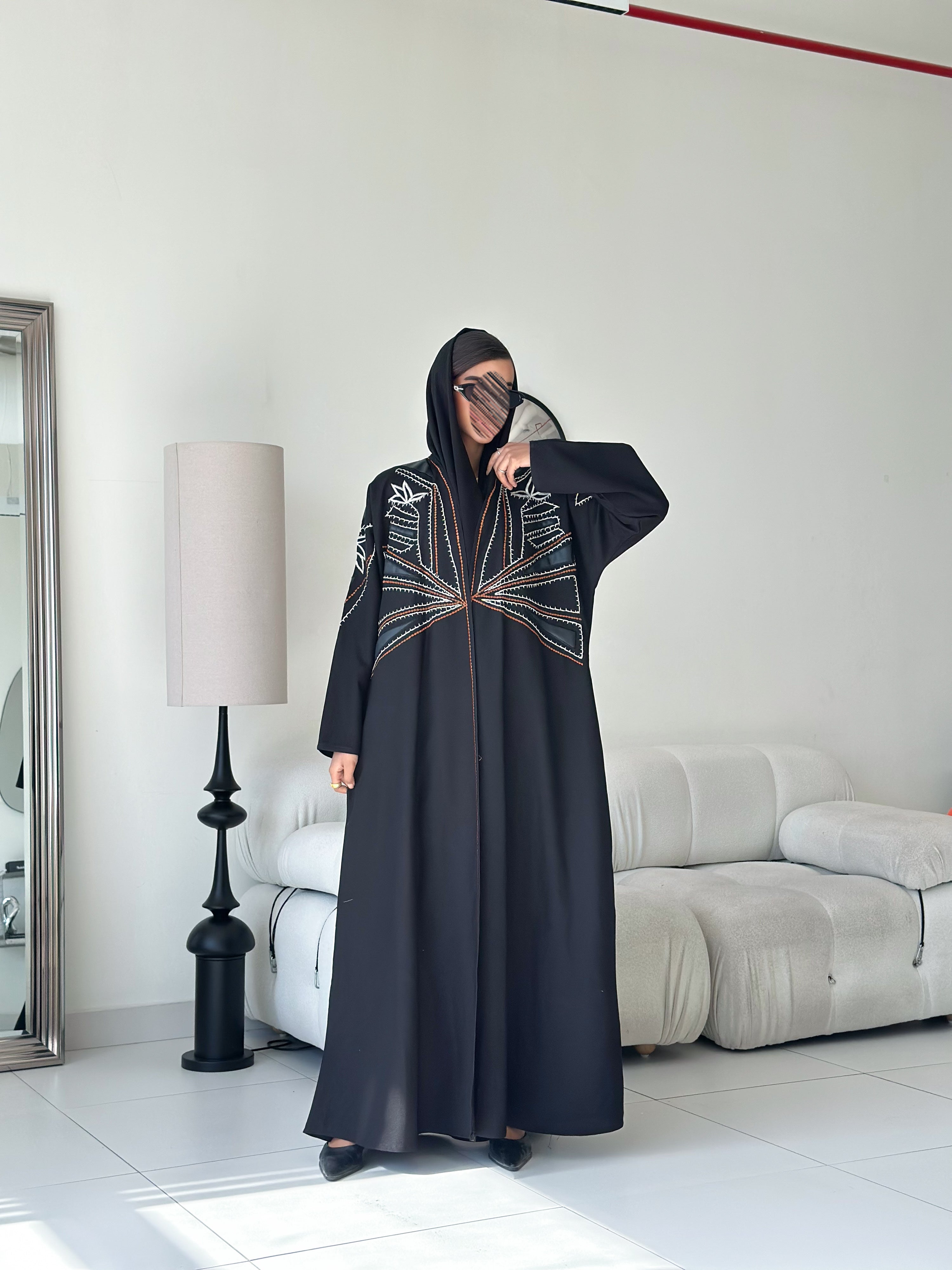 MW645 - Light Crepe Standing with Jacquard Half-Cloche