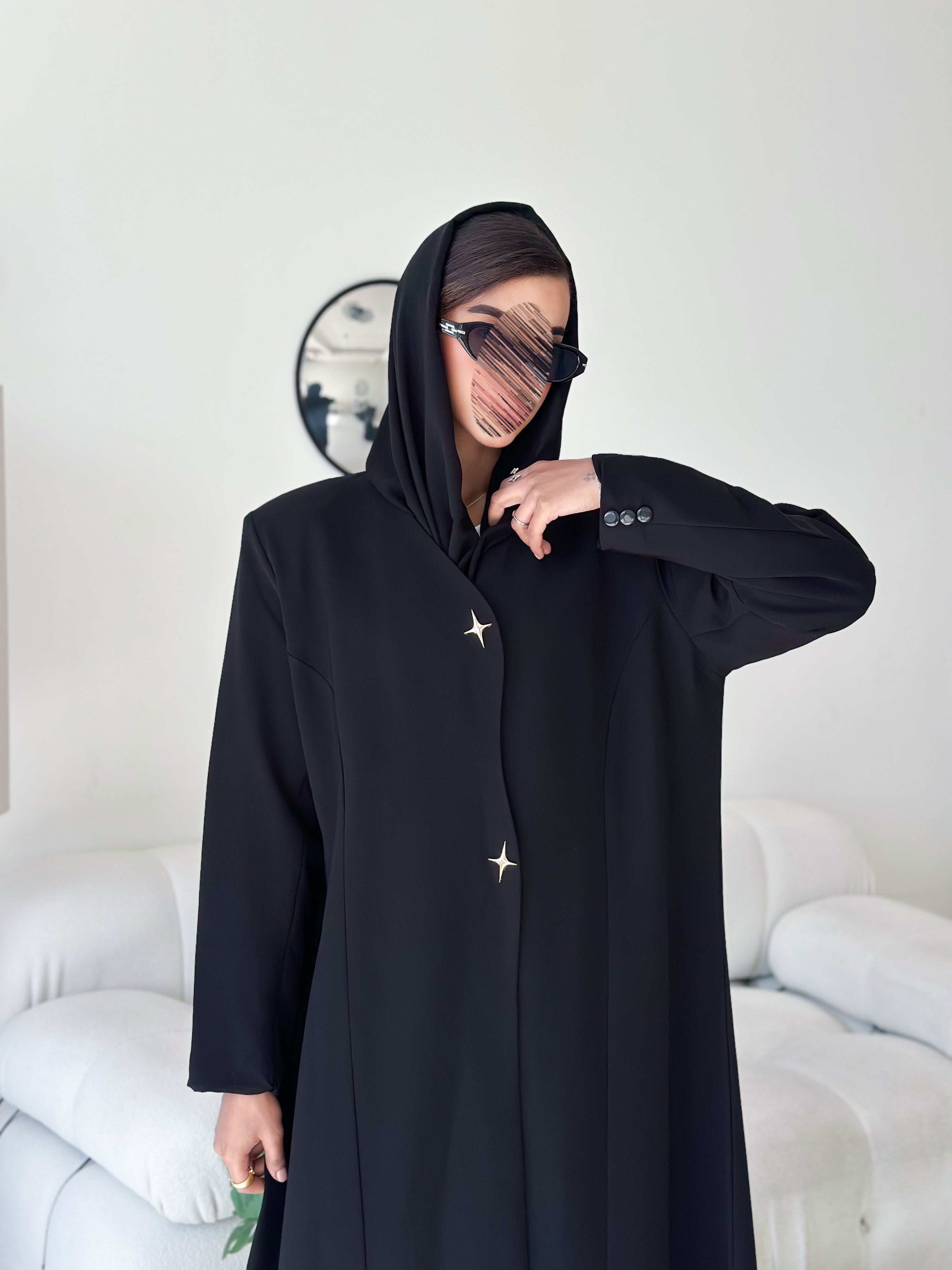 MW645 - Light Crepe Standing with Jacquard Half-Cloche