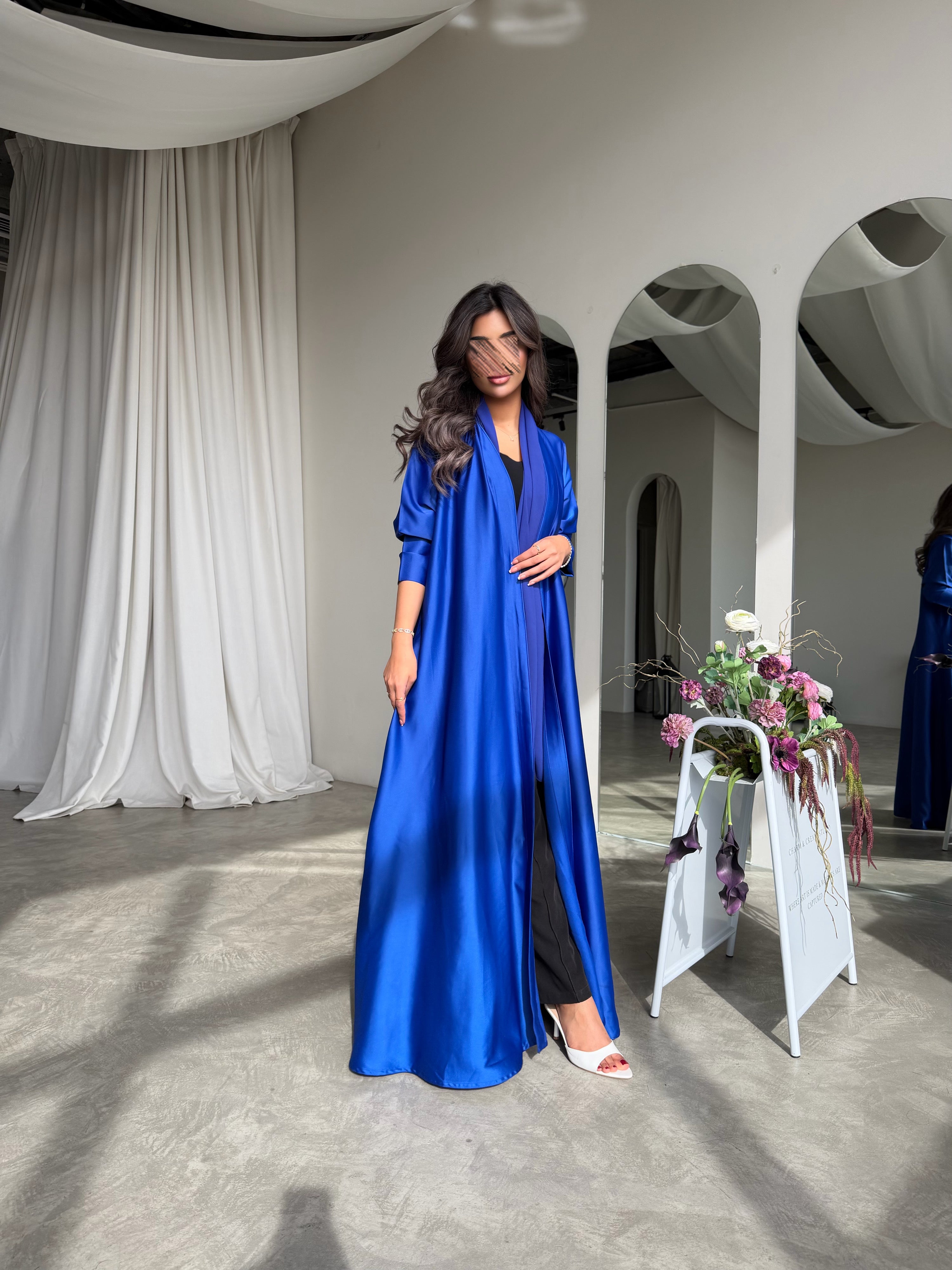 MWT777 - عباية كريب ازرق - Aya