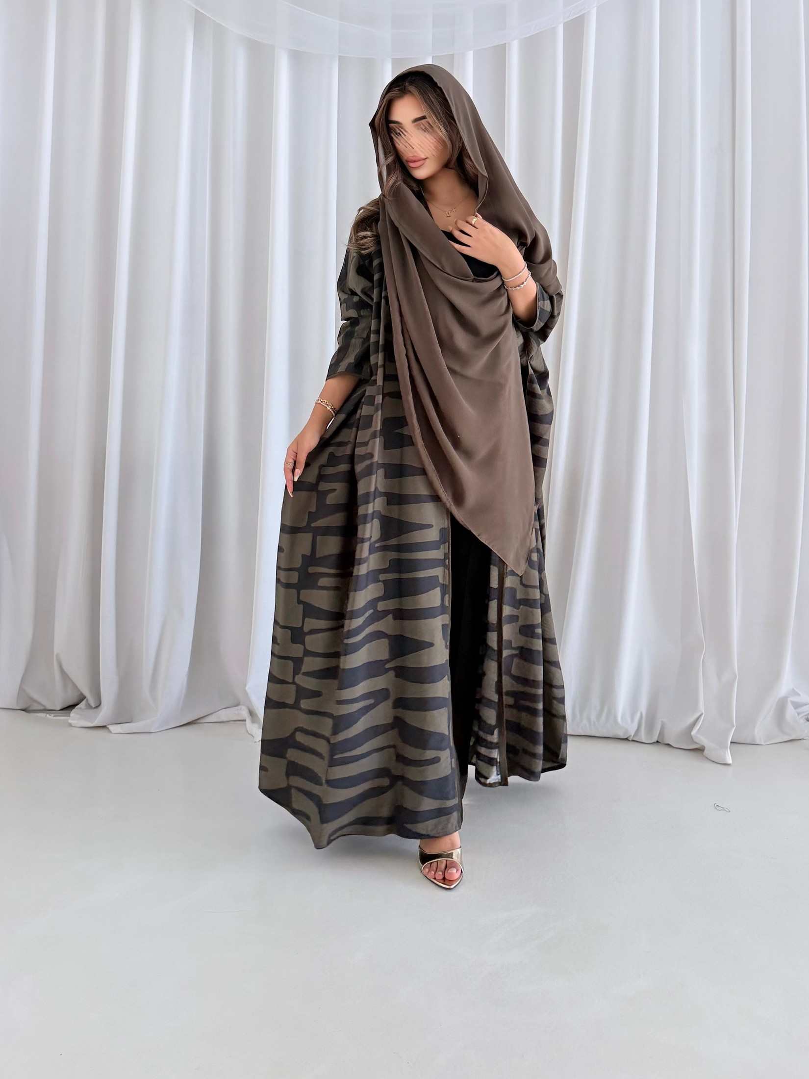 MWT2135 - عباية طباعة- Printed Abaya - Aya