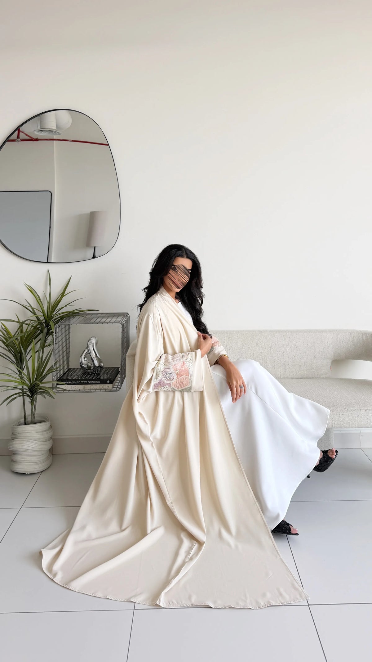 MWT5236 - قماش بيج ناعم يومي مع تدخيلات كلفة - Aya