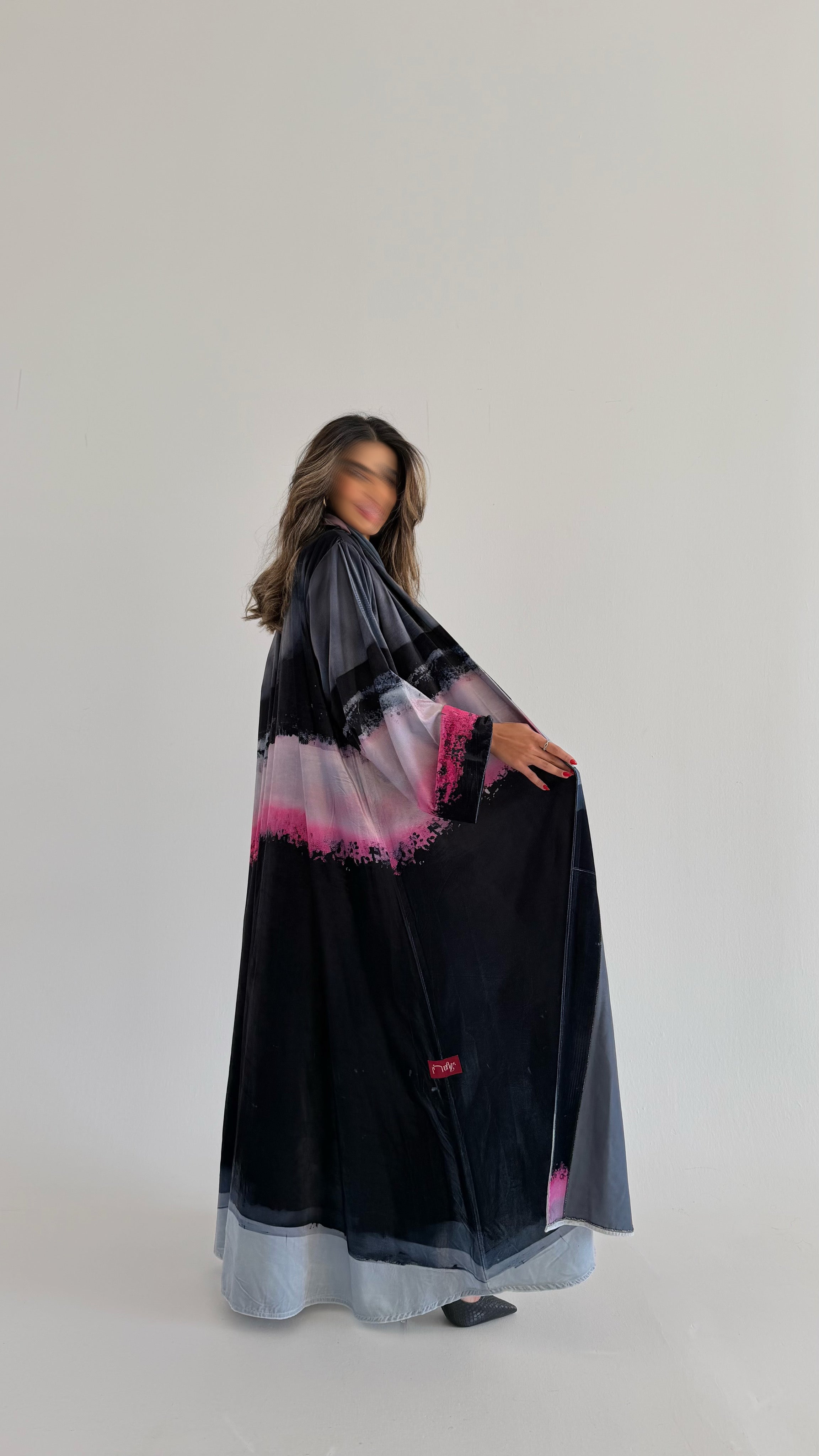 MWT633 - عباية مخمل طباعة